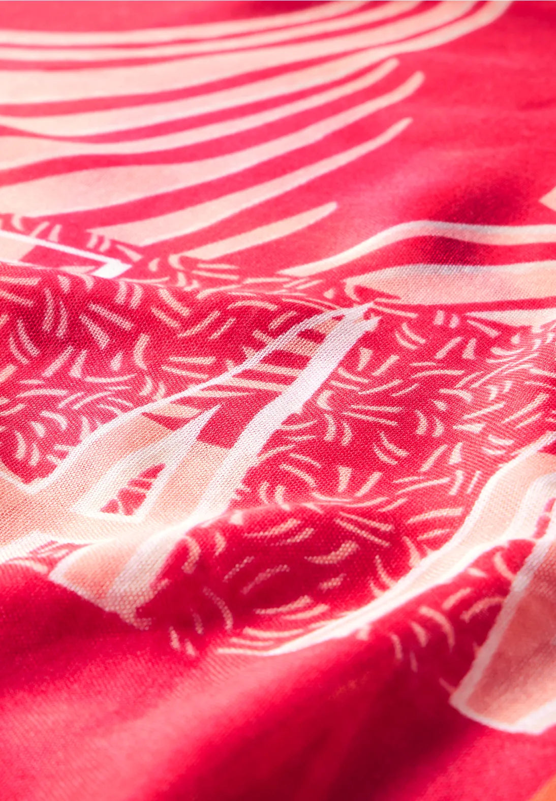 Cecil Print Loop Snood In Granita Red