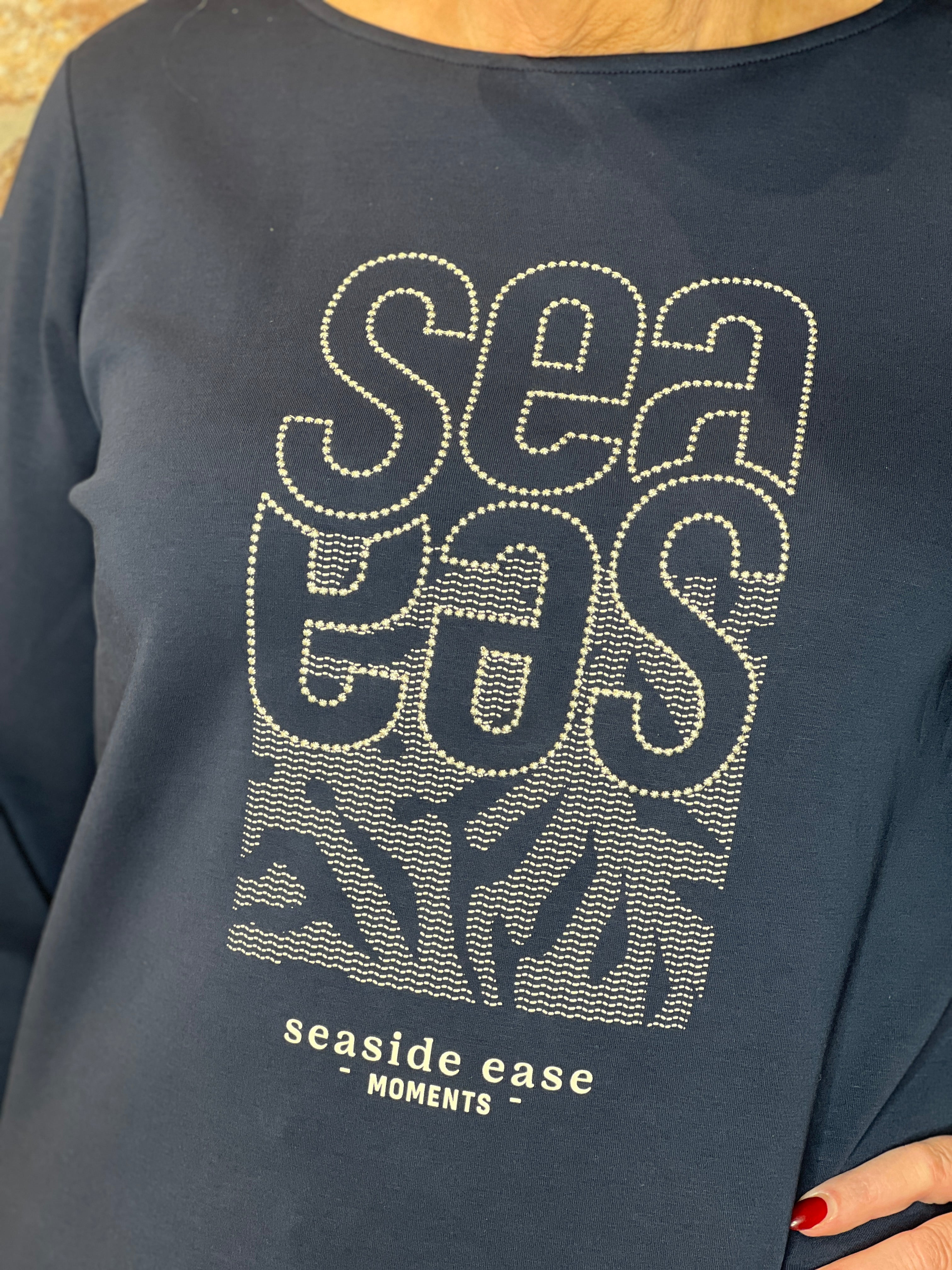 Cecil Embroidery Sweatshirt In Universal Blue
