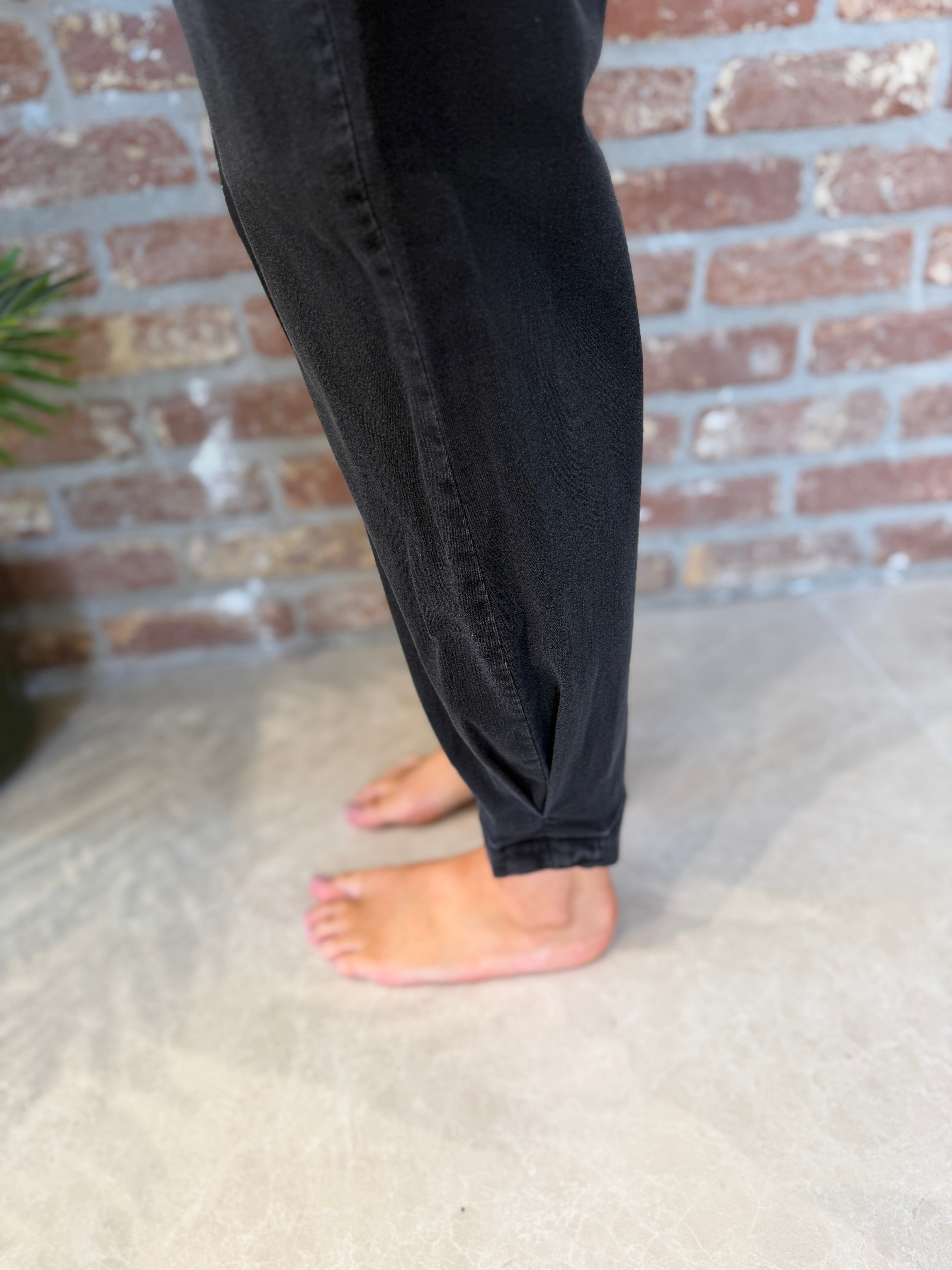 Rachell 7/8 jeans in Caviar Black