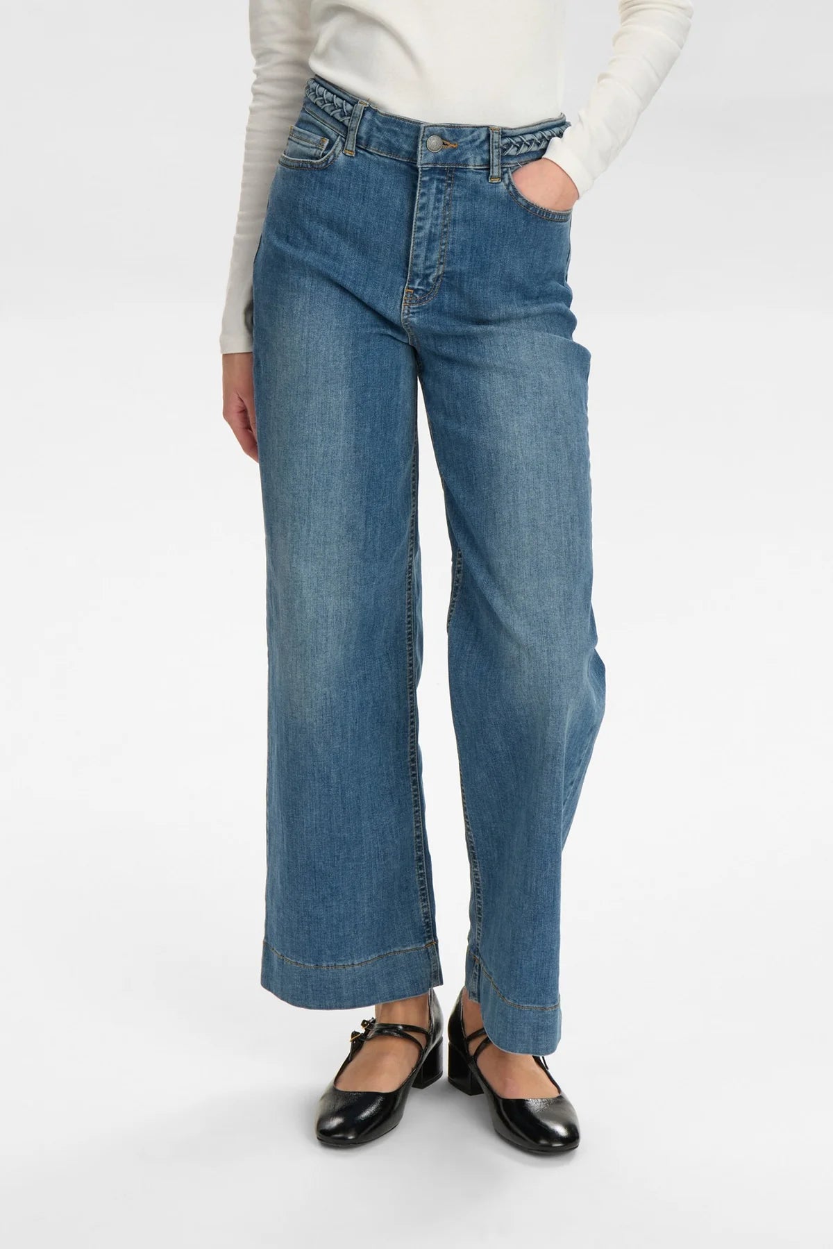 Nümph Nuparis Cropped jeans In Light Denim Blue