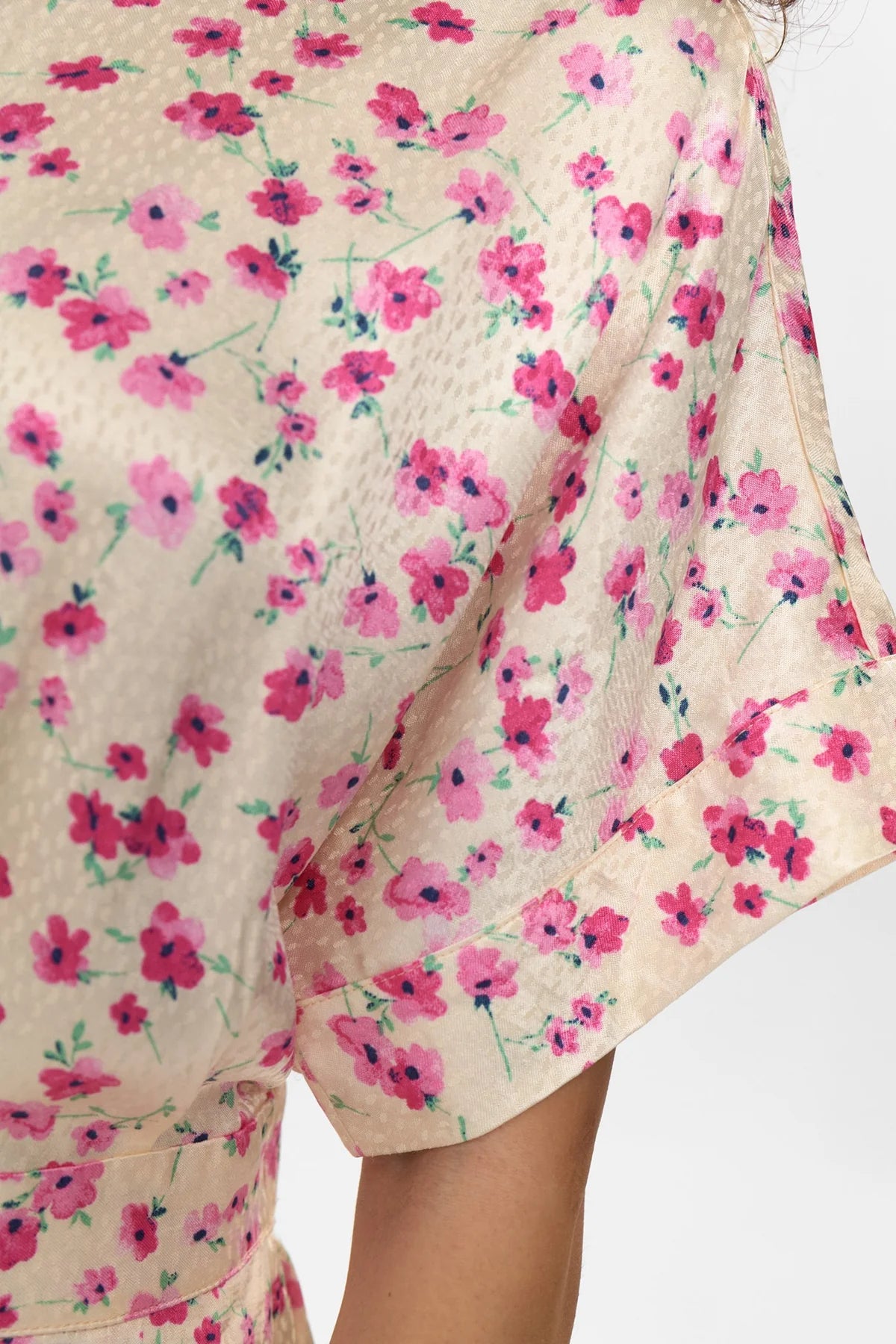 Nümph Nutwinkle Dress In Ecru