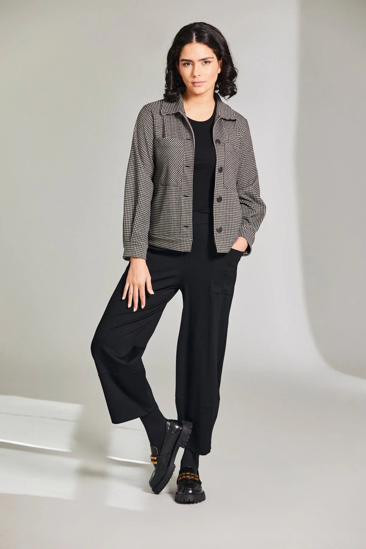 Peruzzi Slouch Pocket Trousers In Black