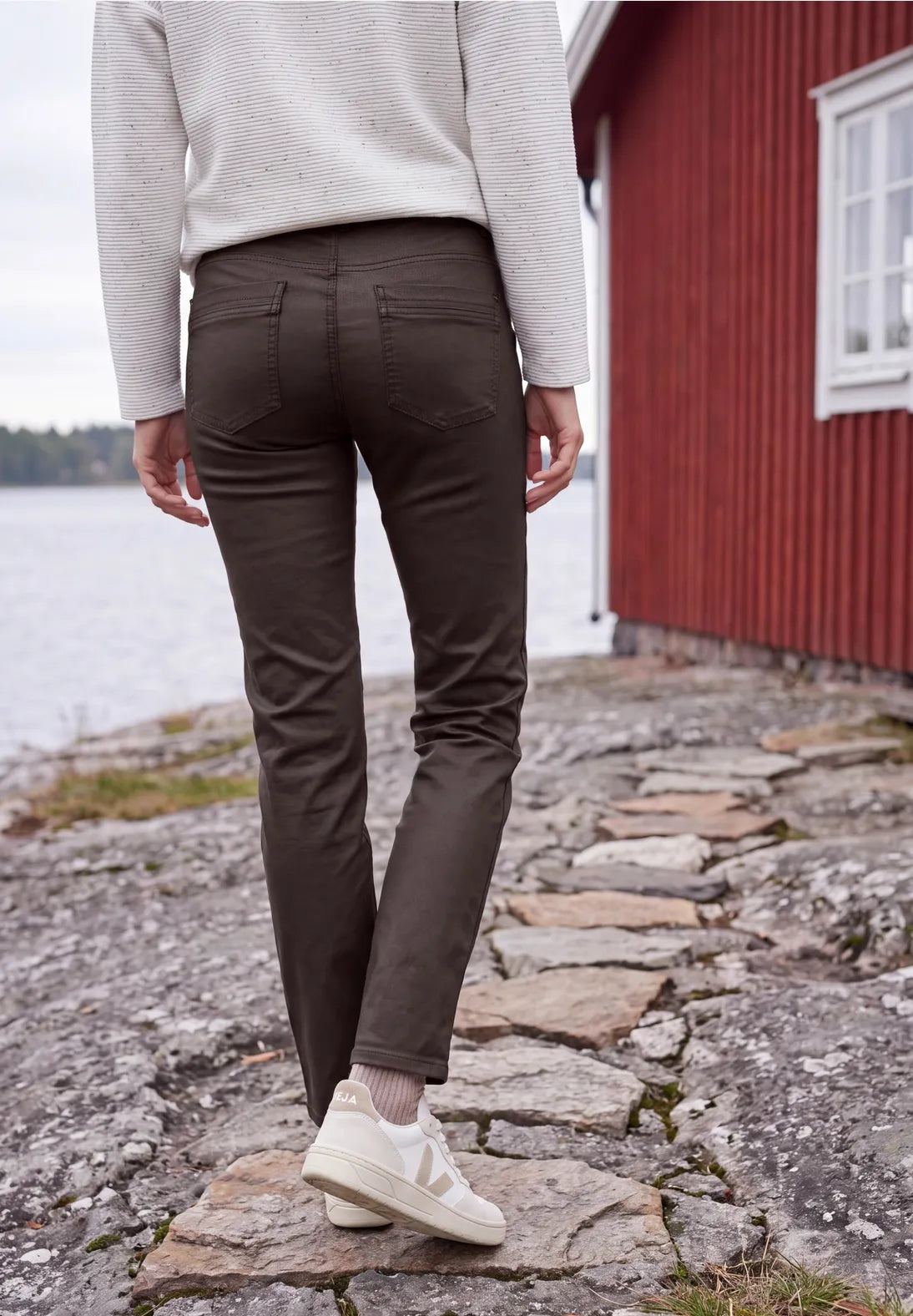 Toronto Coated straight leg Jeans In truffle brown