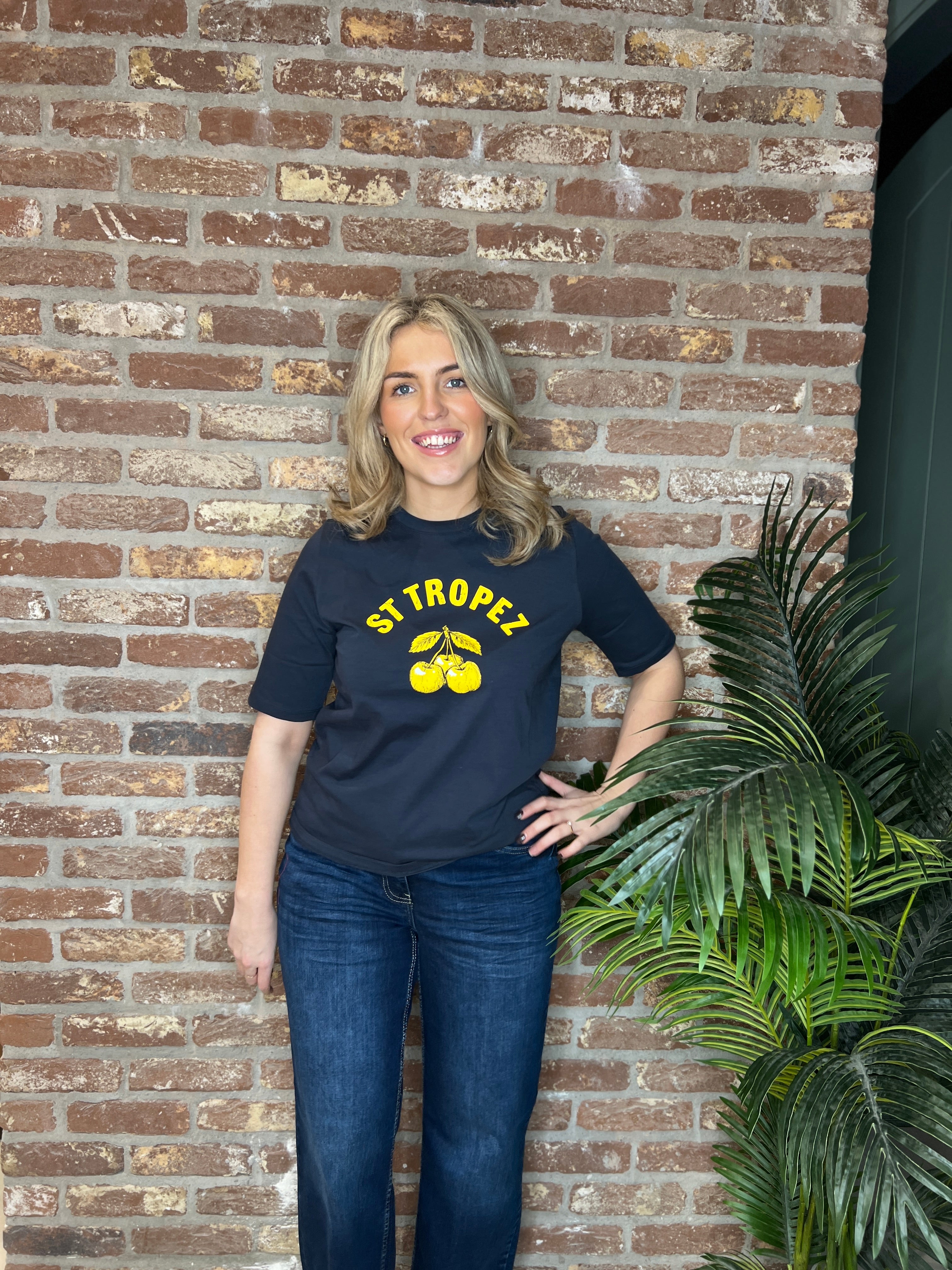 Saint Tropez Lemon T-shirt In night sky