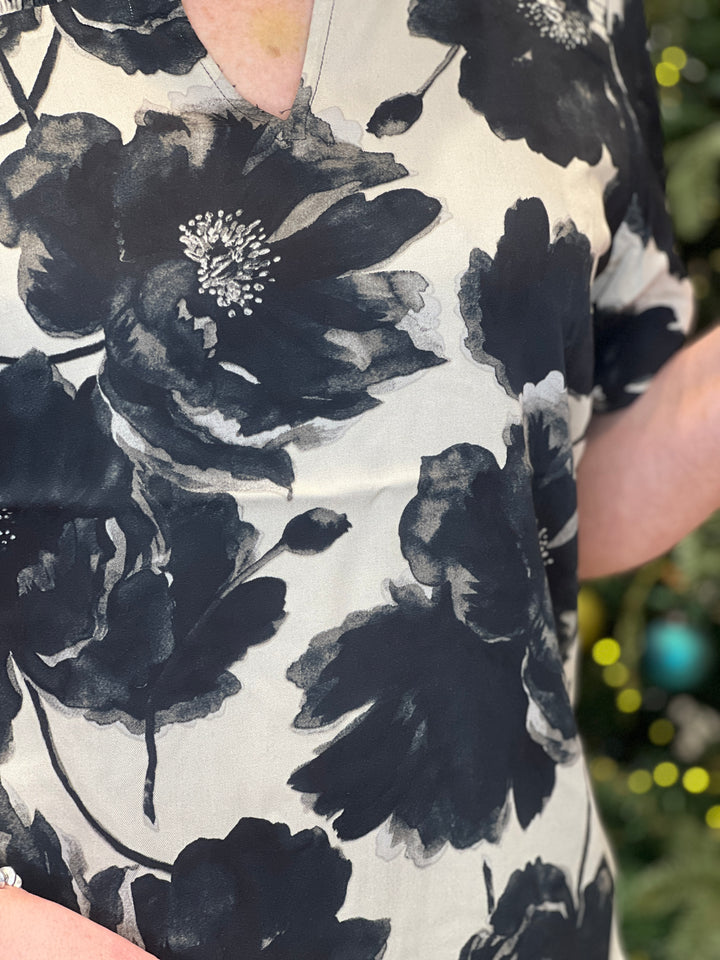 Culture Floral Blouse In Black & off white