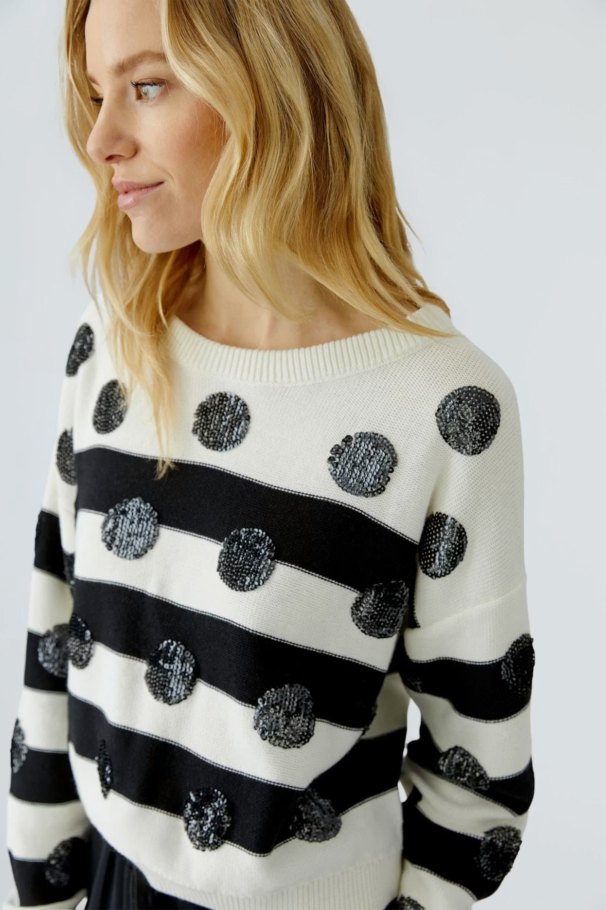 Oui sequin dots patterned jumper in white & black