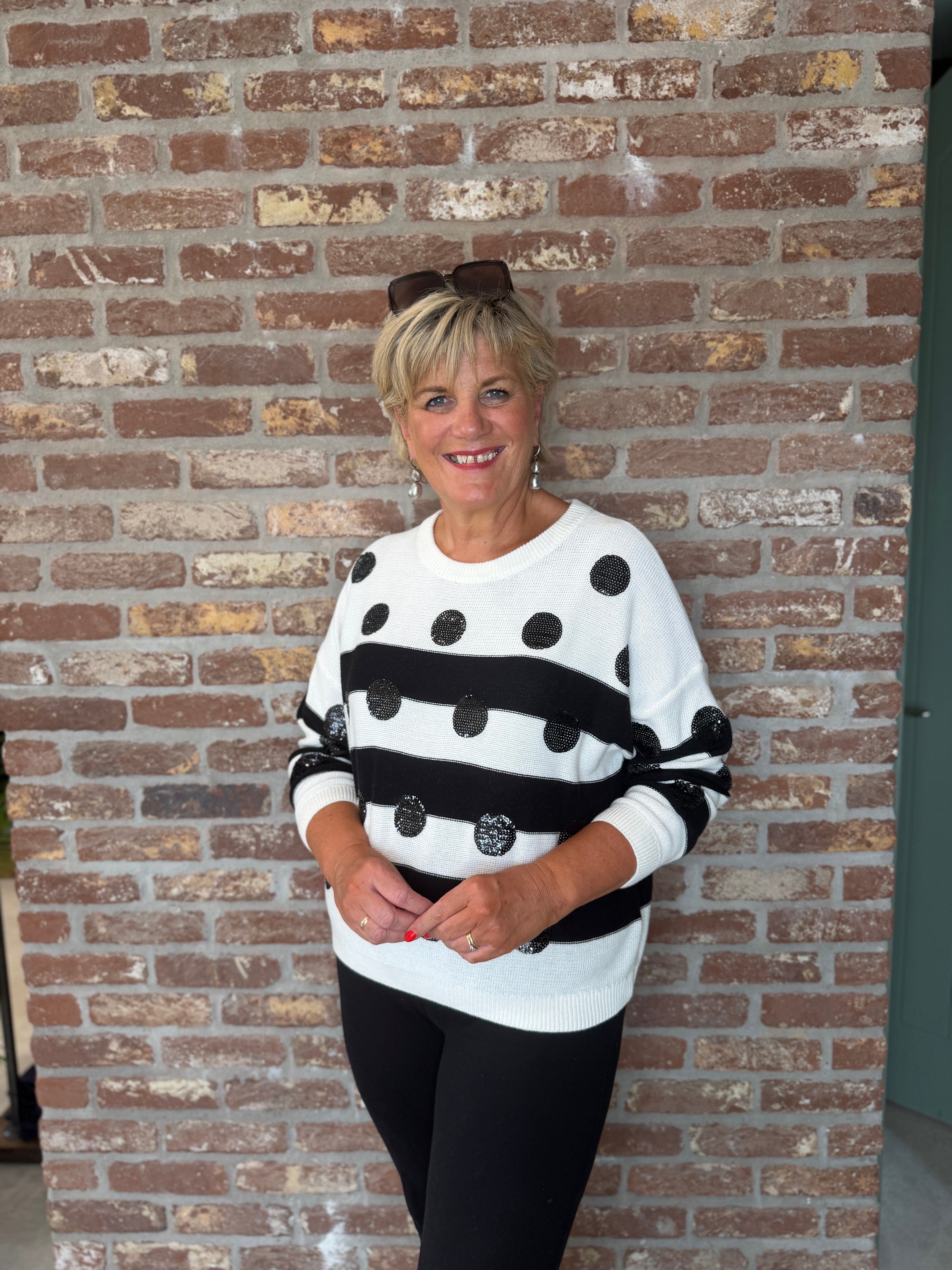 Oui sequin dots patterned jumper in white & black