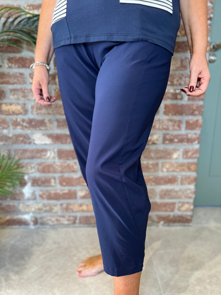Peruzzi essential slouch Trousers In navy