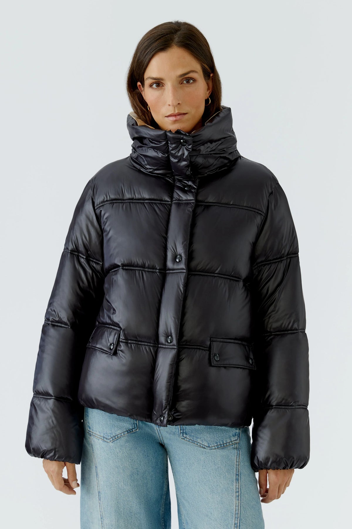 Puffer jacket in black