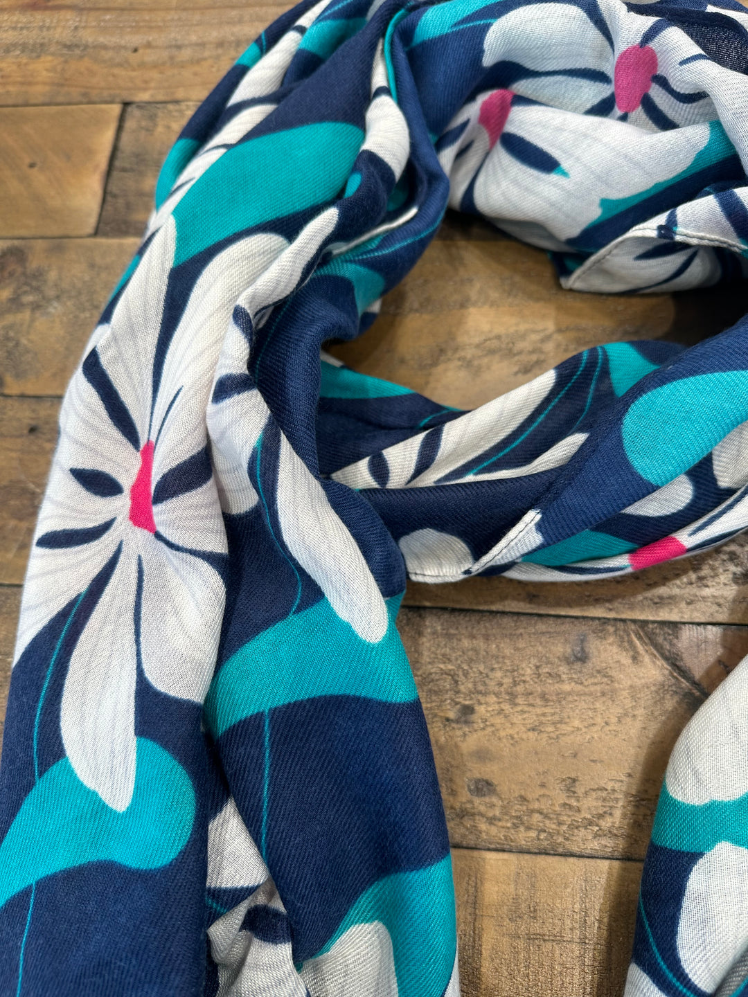 Amelia Bold Blooms Print Scarf In Navy
