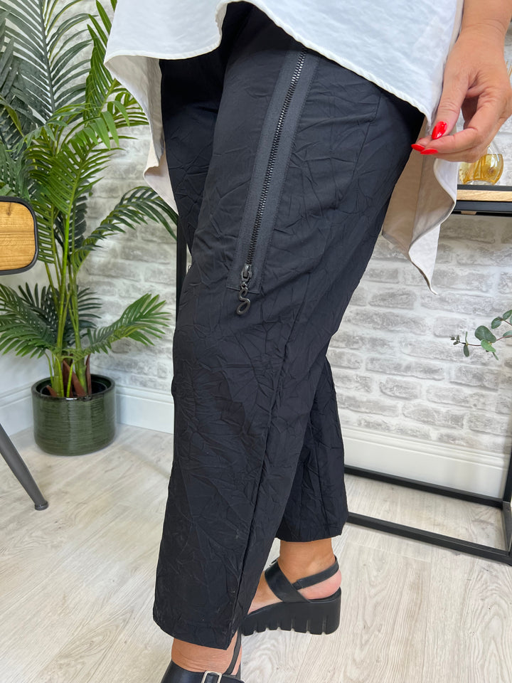 Ever Sassy Zipped Trousers In Black