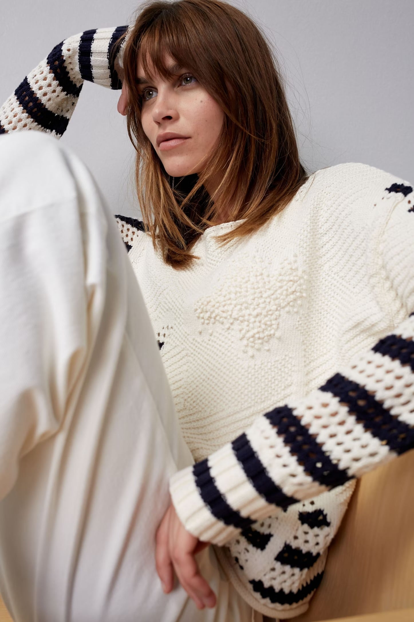 Oui Textured Patterned Jumper In Navy & White