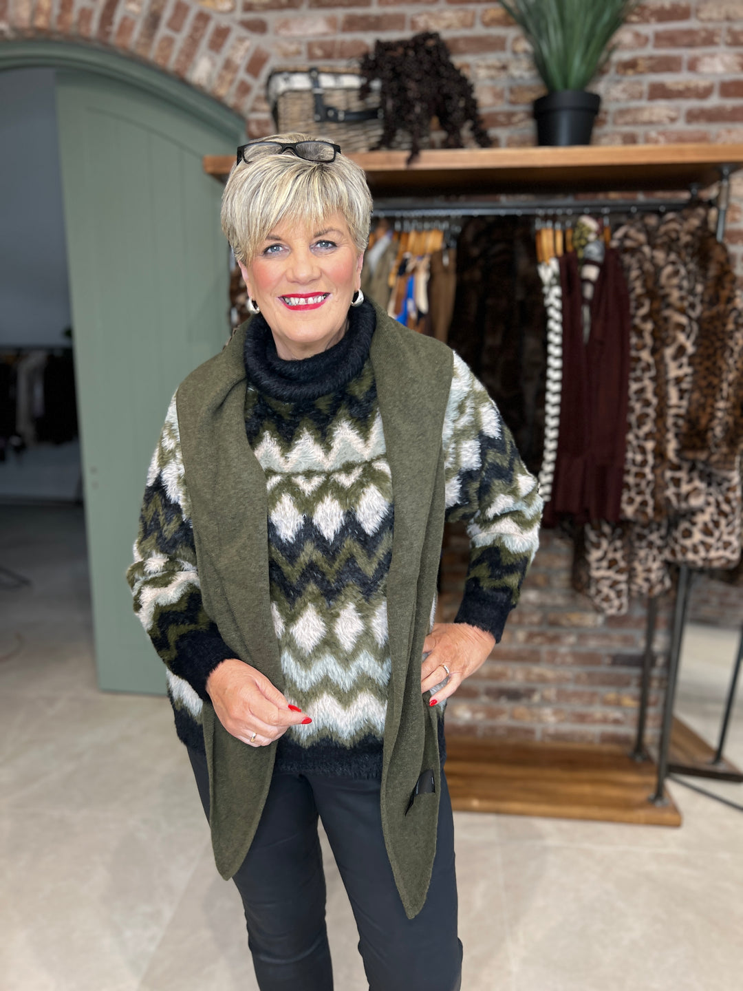 Oui Geometric Pullover In Khaki Rose