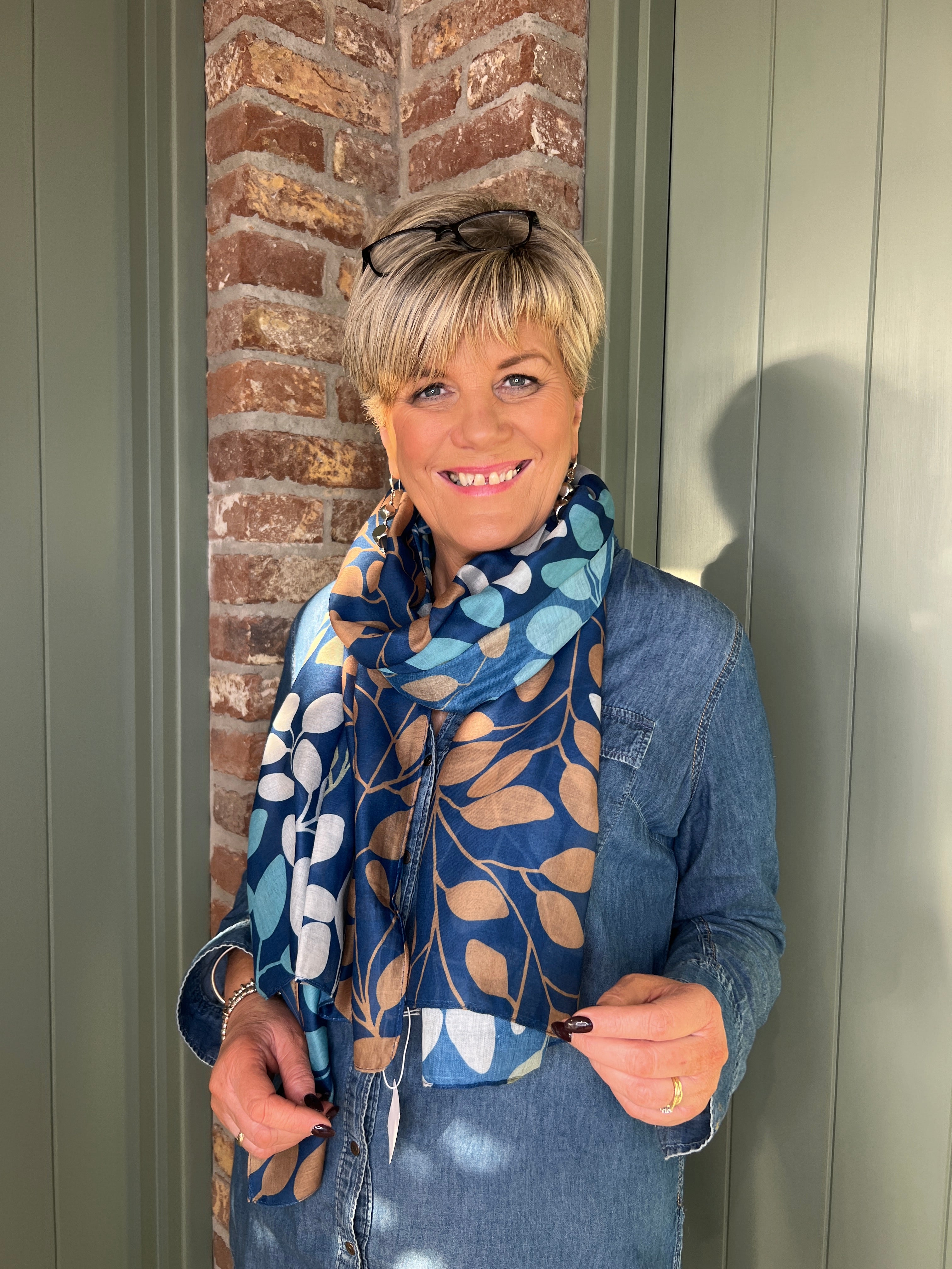 Sophie Leafy Branches Scarf In Navy