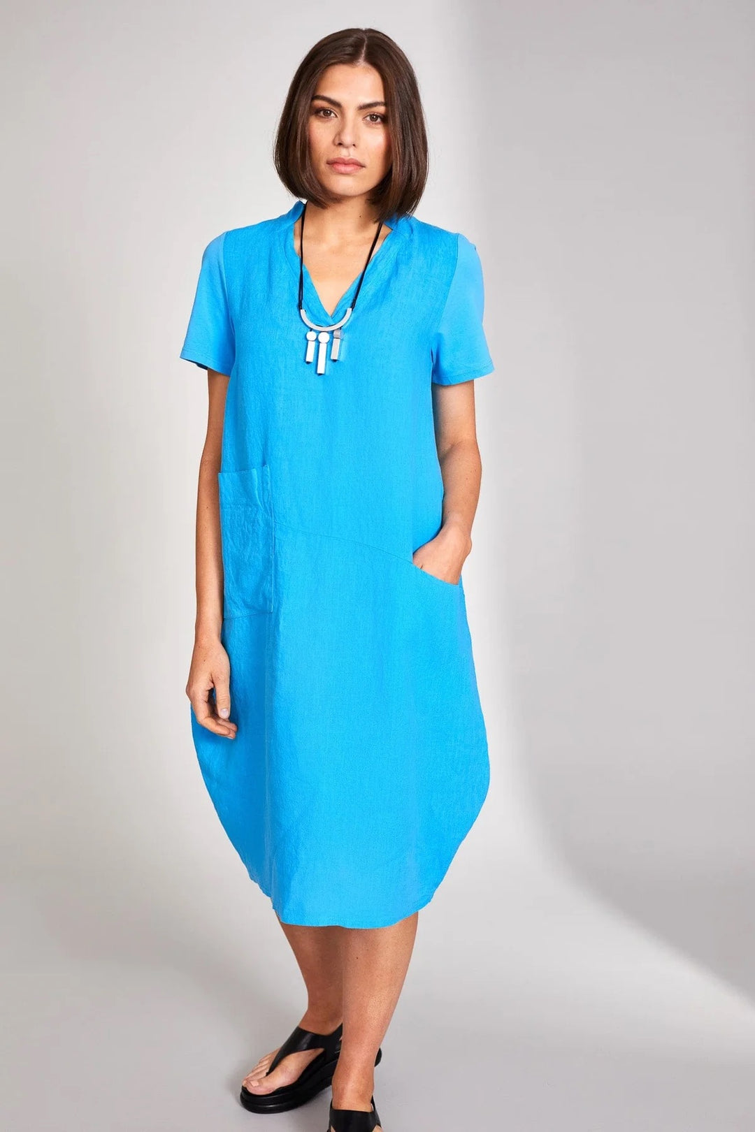 Peruzzi Asymmetric Pocket Dress In Aqua
