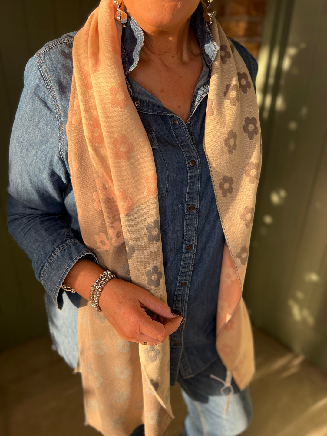 Sophie Little Flowers Scarf In Pink Multi