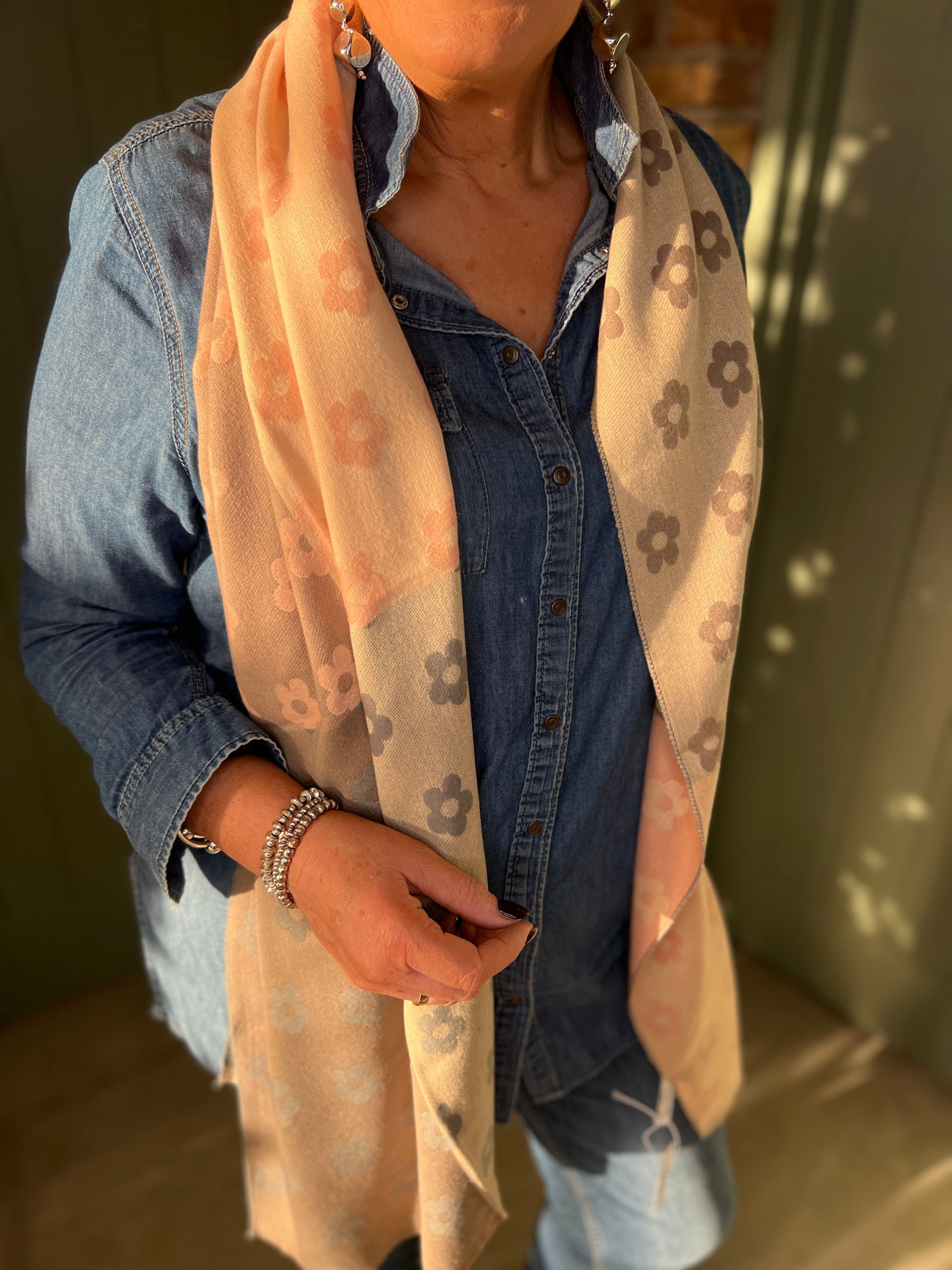 Sophie Little Flowers Scarf In Pink Multi