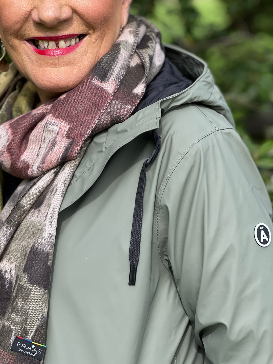 Tanta vand raincoat in Mulled Basil