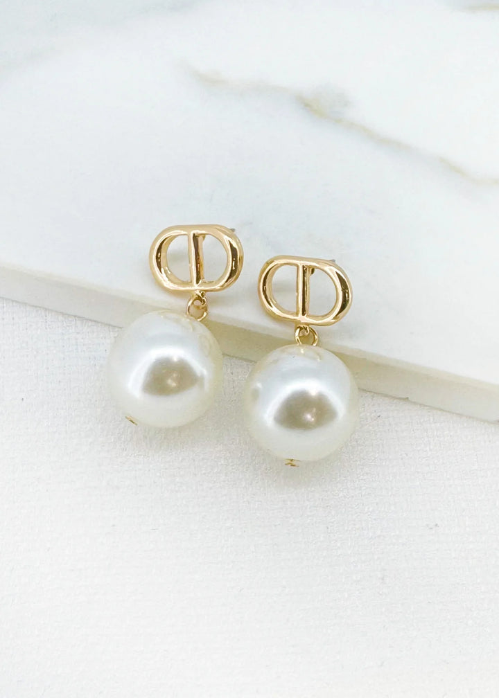 Envy Large Pearl Earrings In gold
