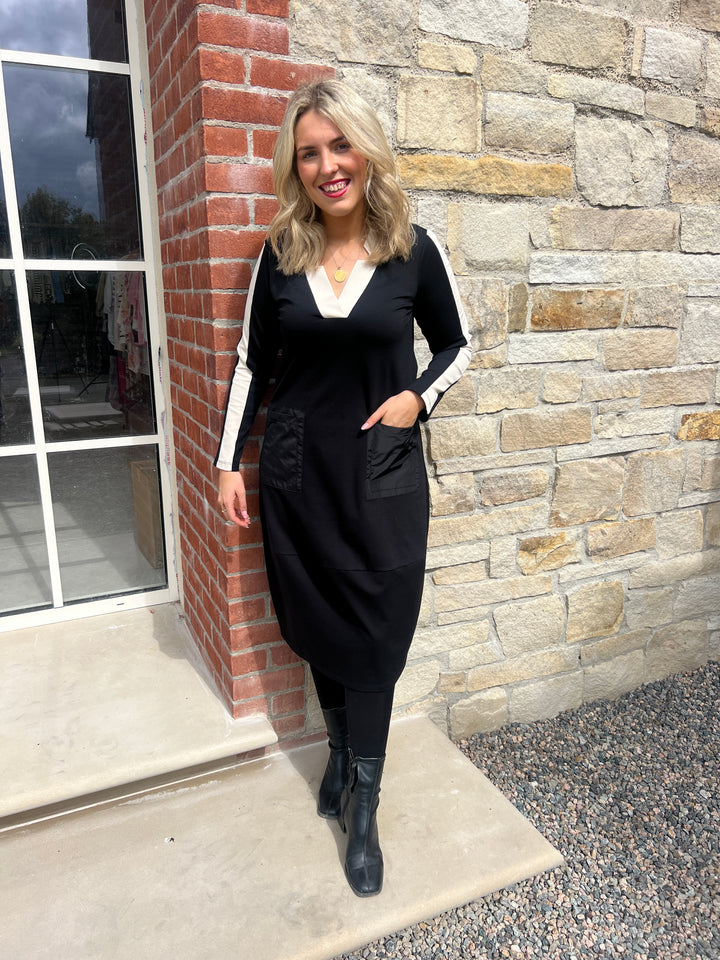 Peruzzi Side Striped Dress In Black