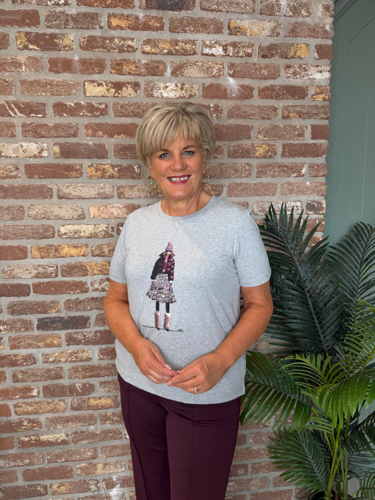 Image t-shirt in river stone