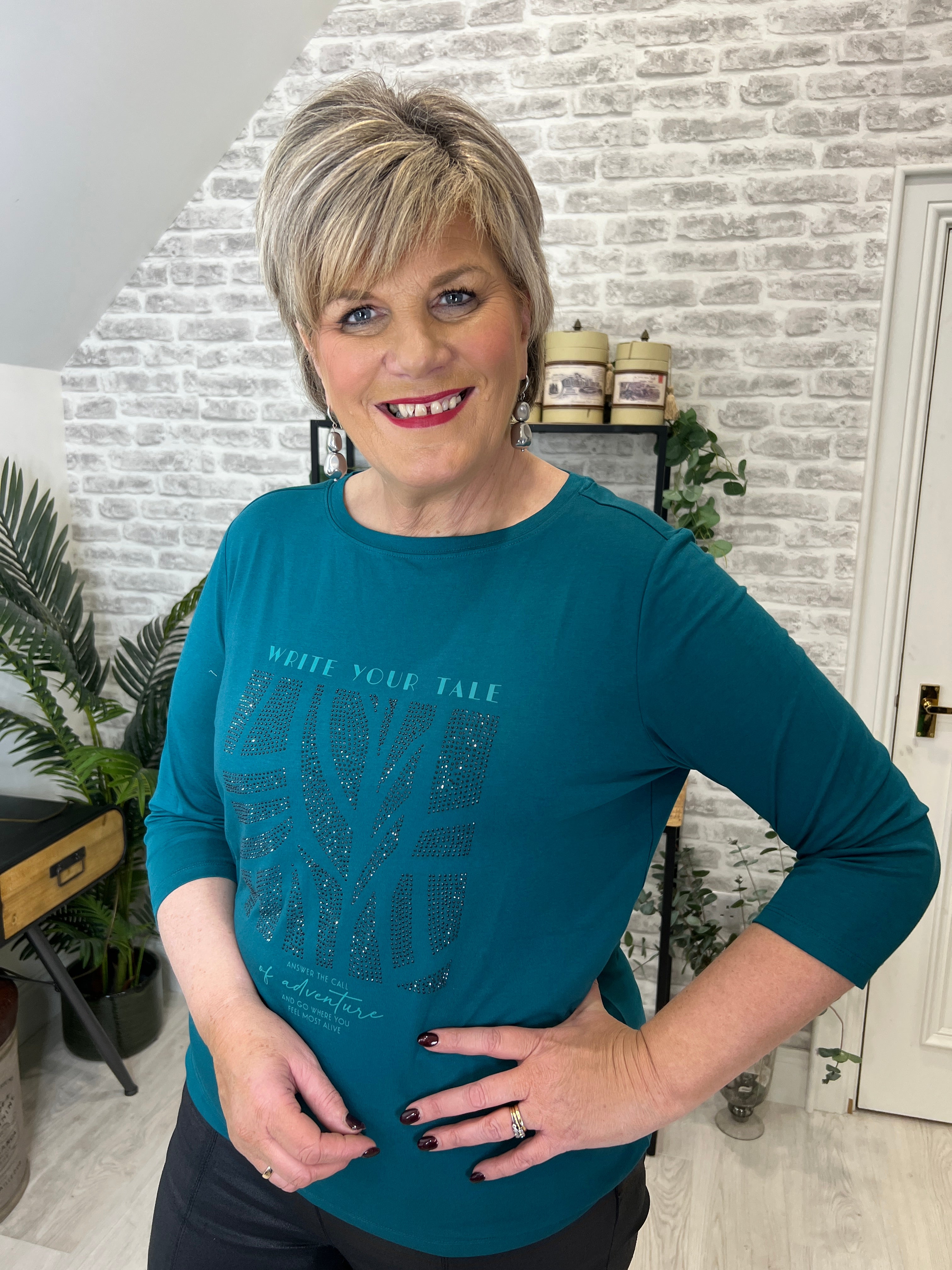 Cecil Hotfix Printed Top In Petrol Green