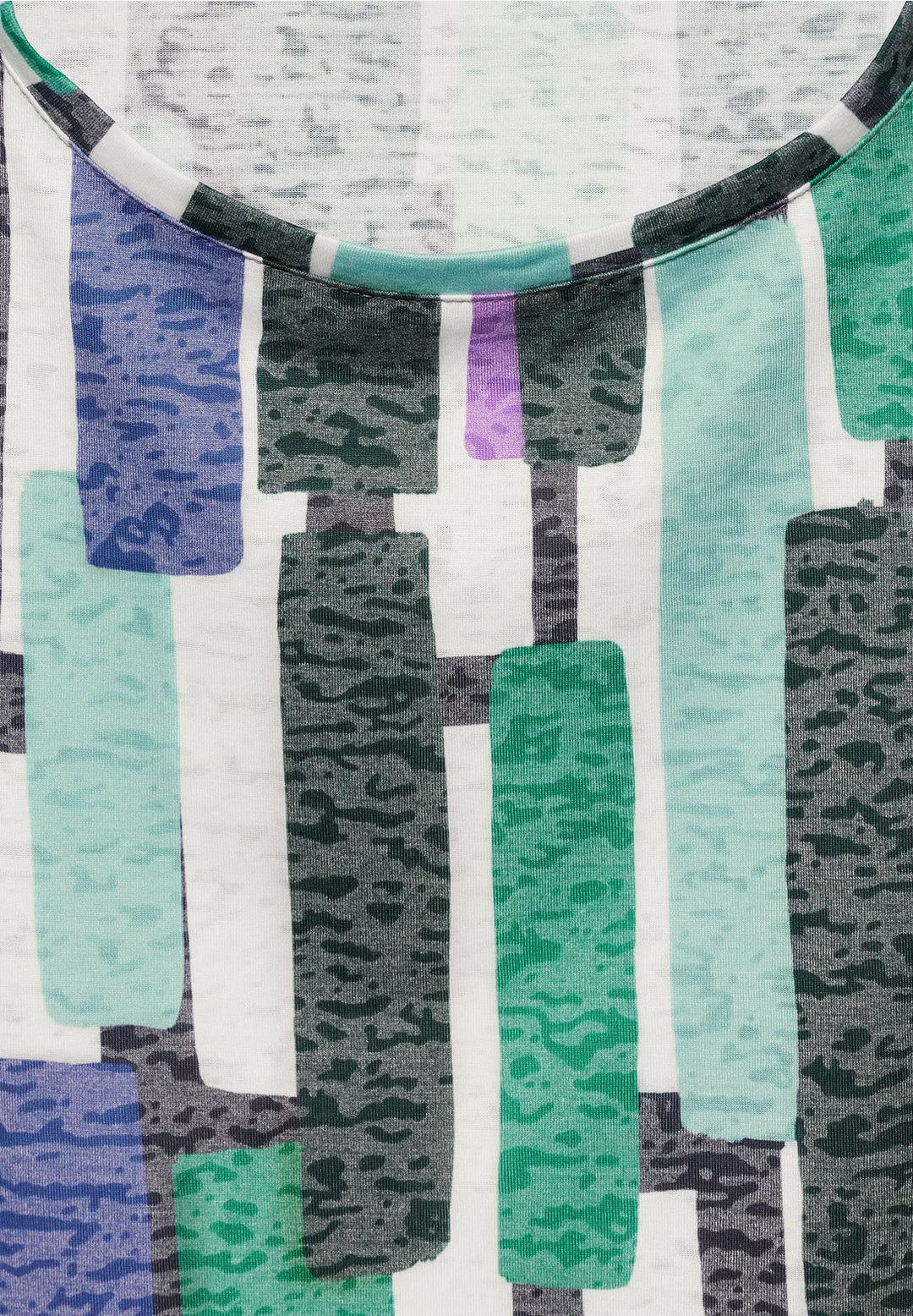 Cecil Big Print T-shirt In Fir Green