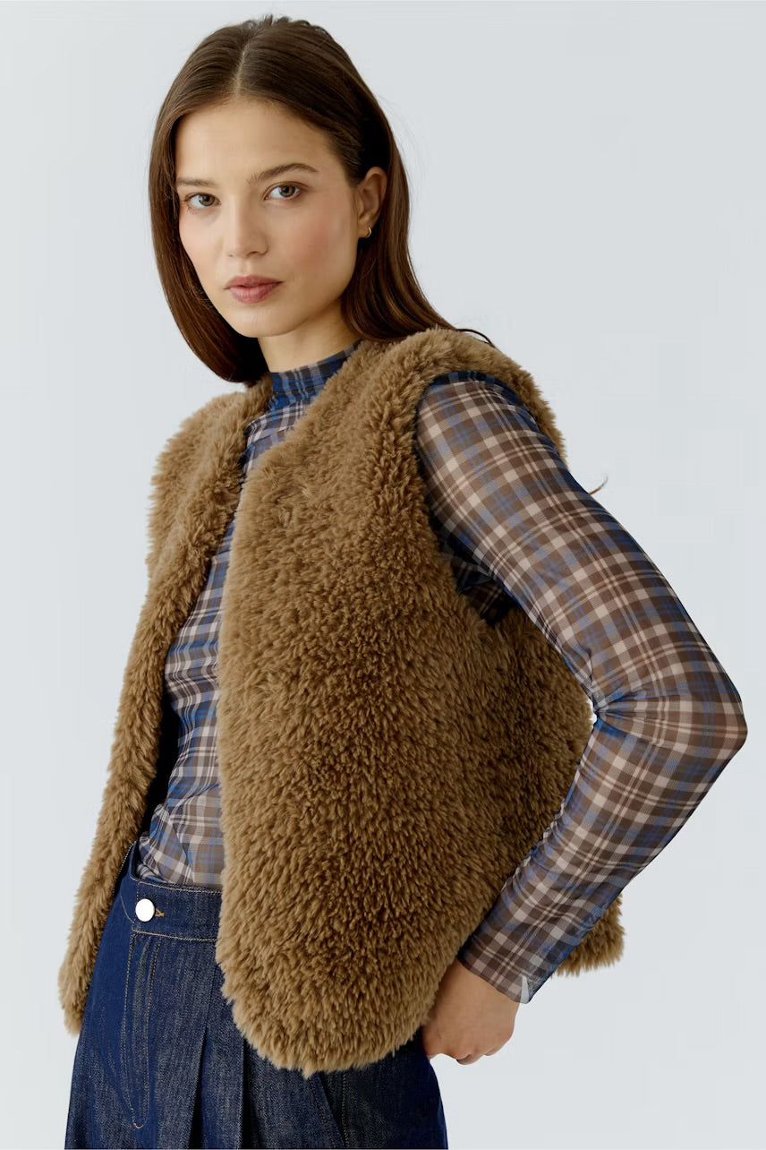 Oui Knitted Waistcoat In Light Rosewood