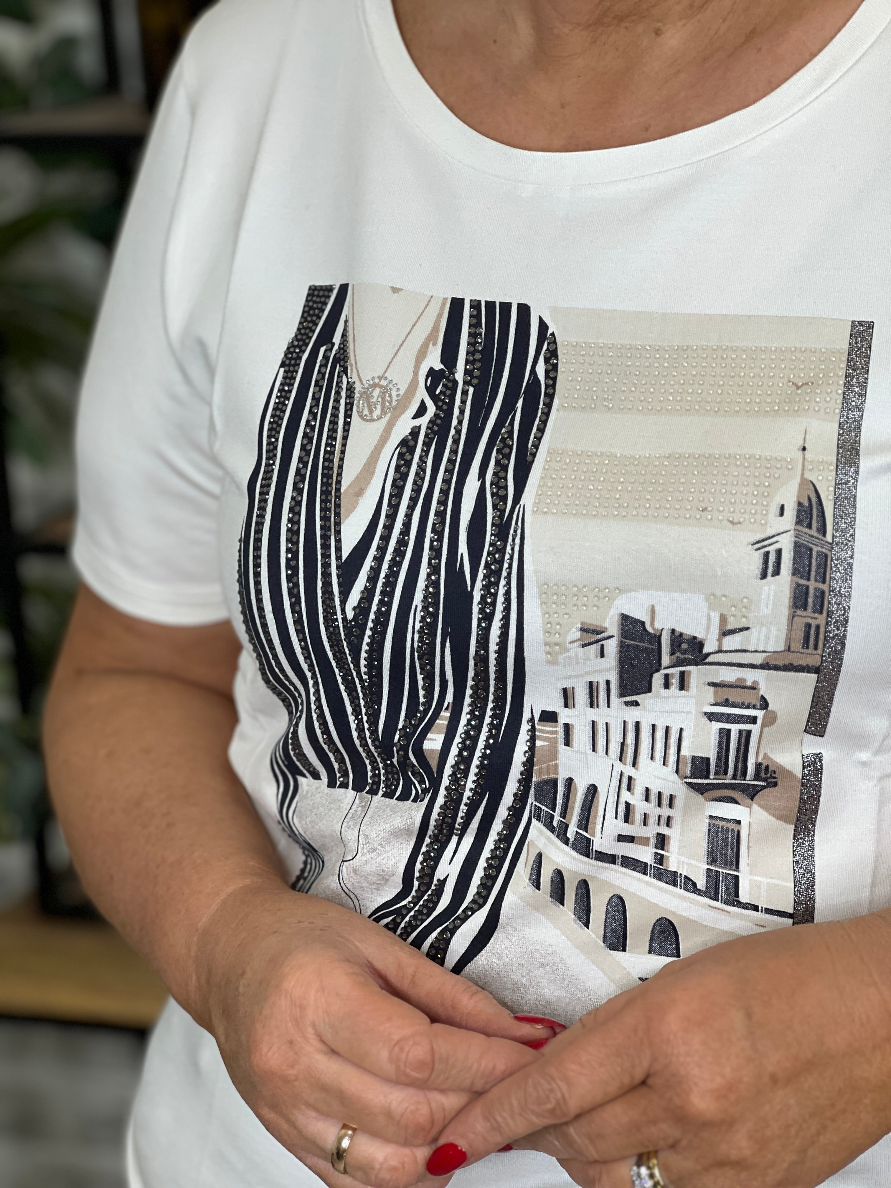 Monari T-shirt With Biarritz Print In Off White