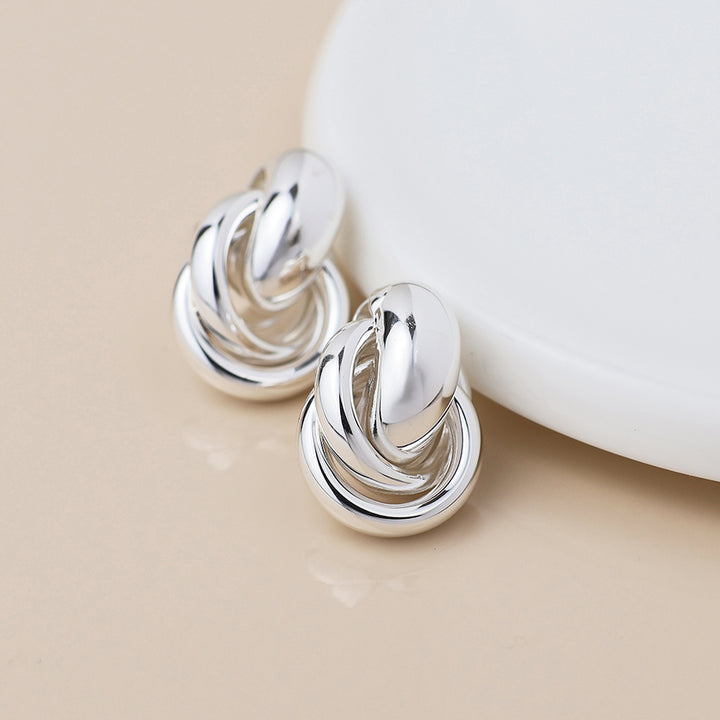 Pom Linked Hoops Pendant earrings In Silver