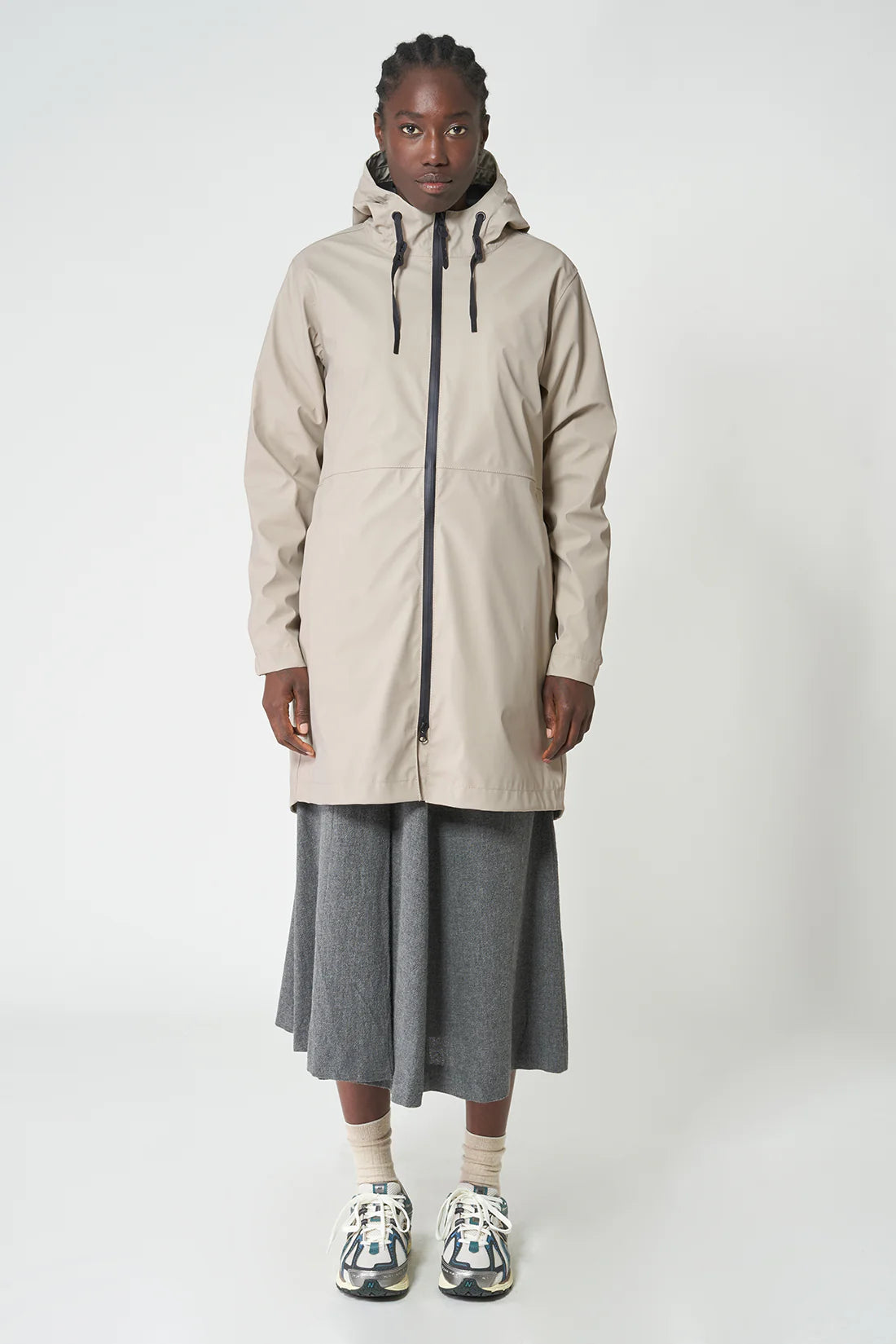 Tanta vand raincoat in Stone Grey