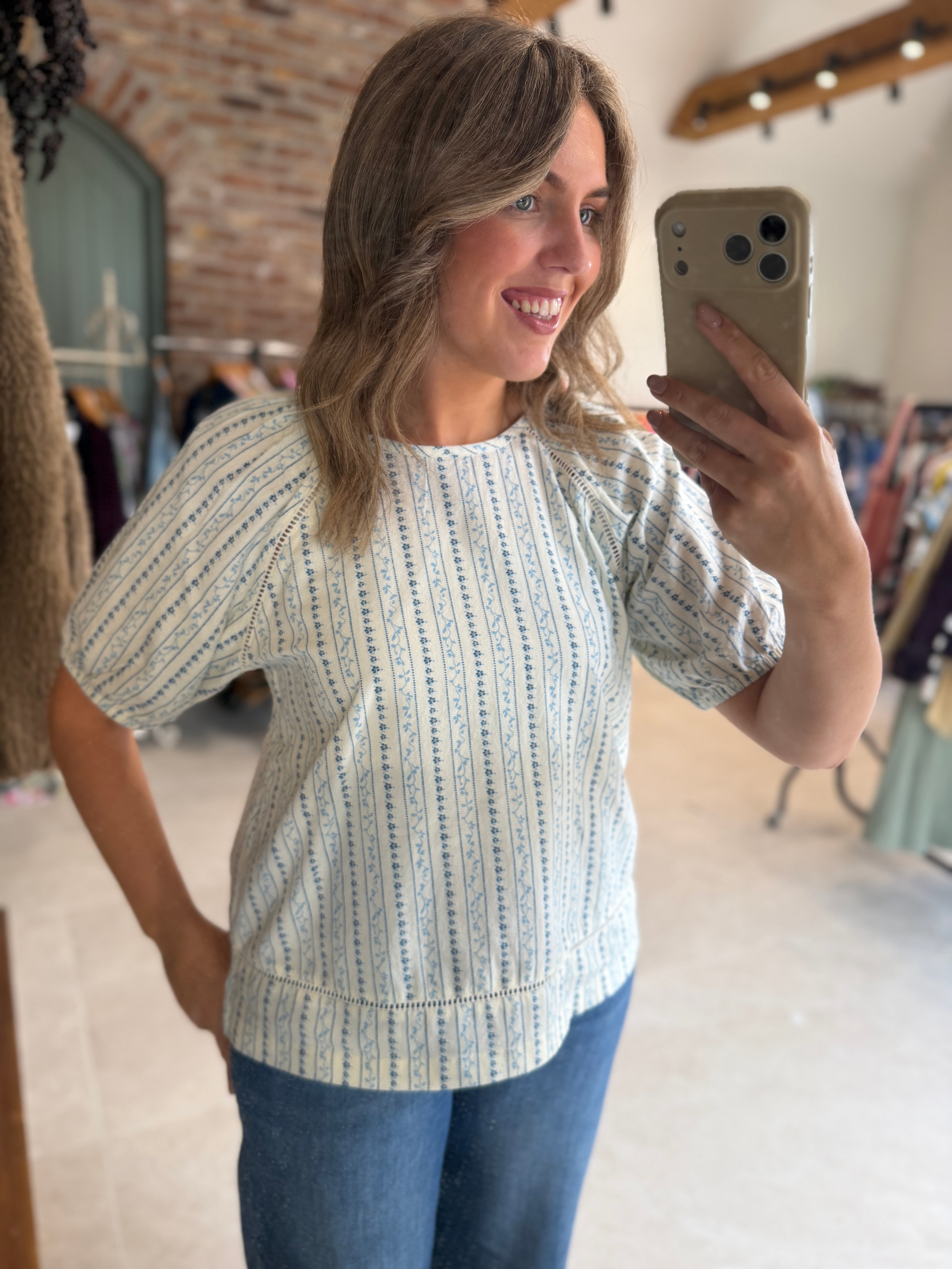 Saint Tropez Floral blouse in white multi