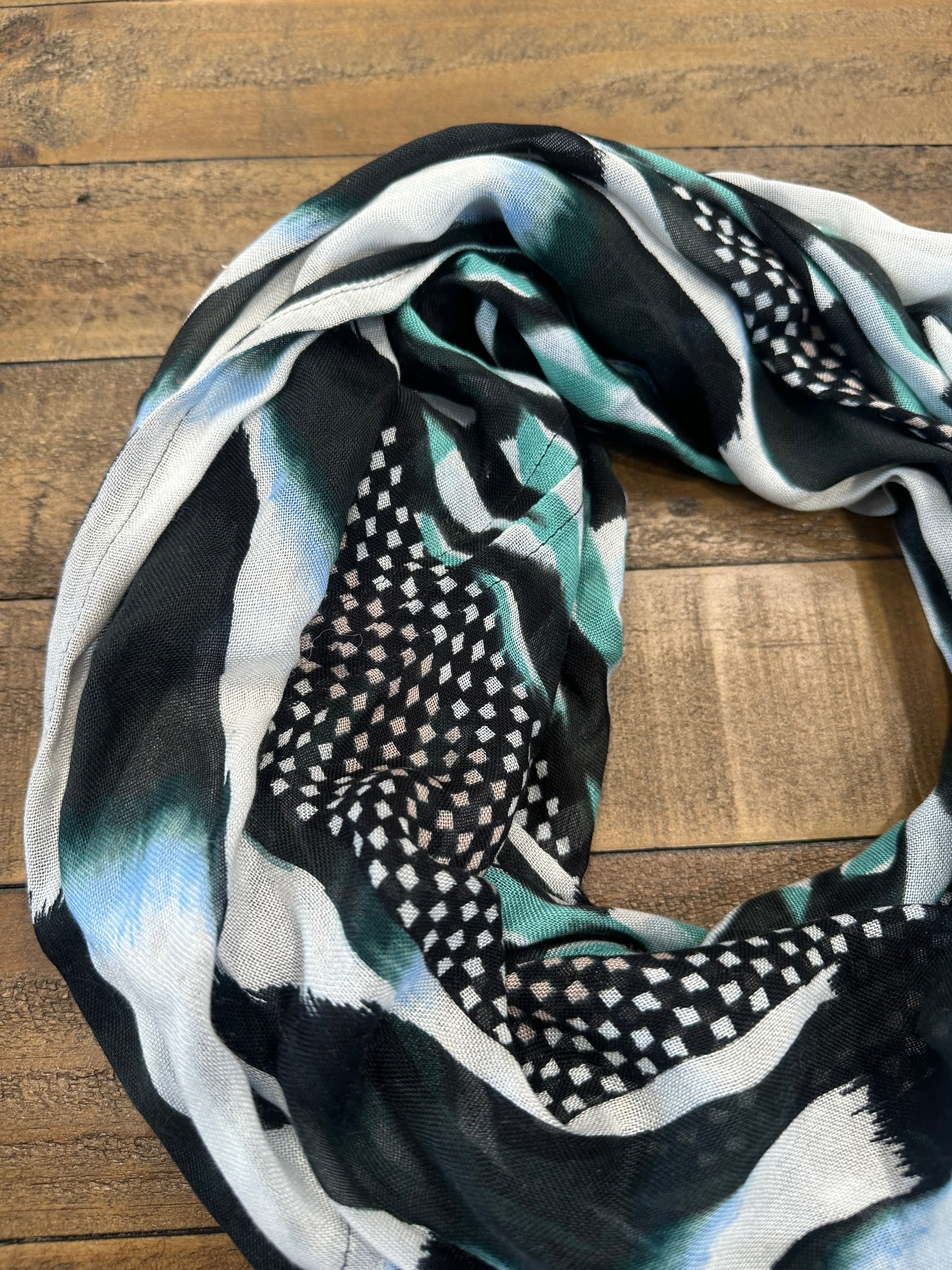 Street One Colour Print Snood In Multi
