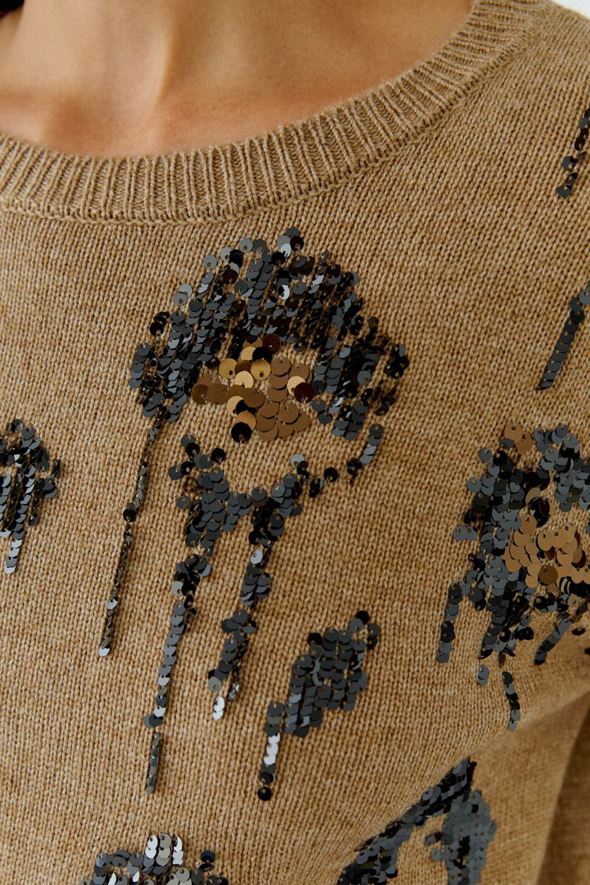 Sequence pullover in camel
