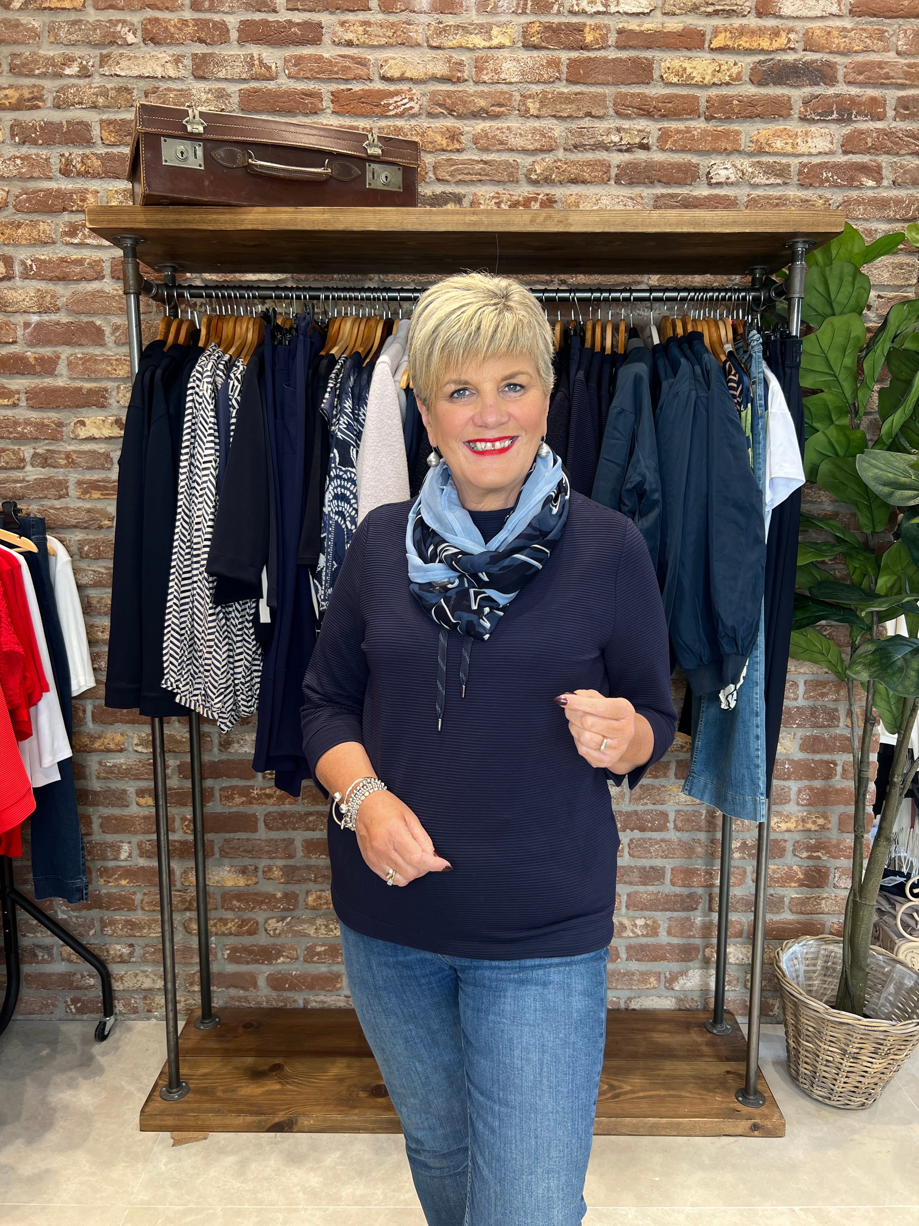 Cecil Ribbed Funnel Neck sweatshirt In Urban Dark Blue