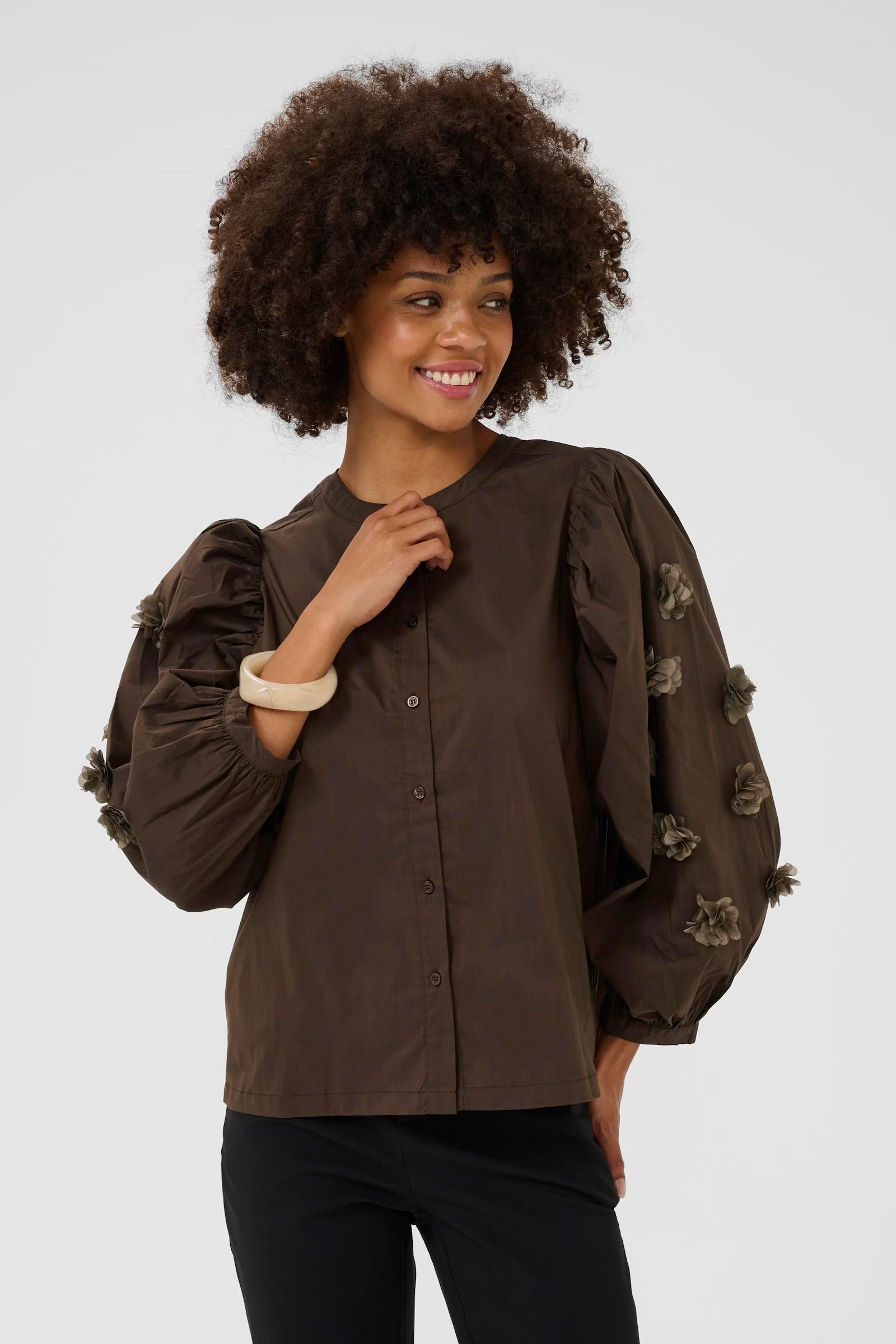 Culture Antoinett Shirt In Coffee Bean