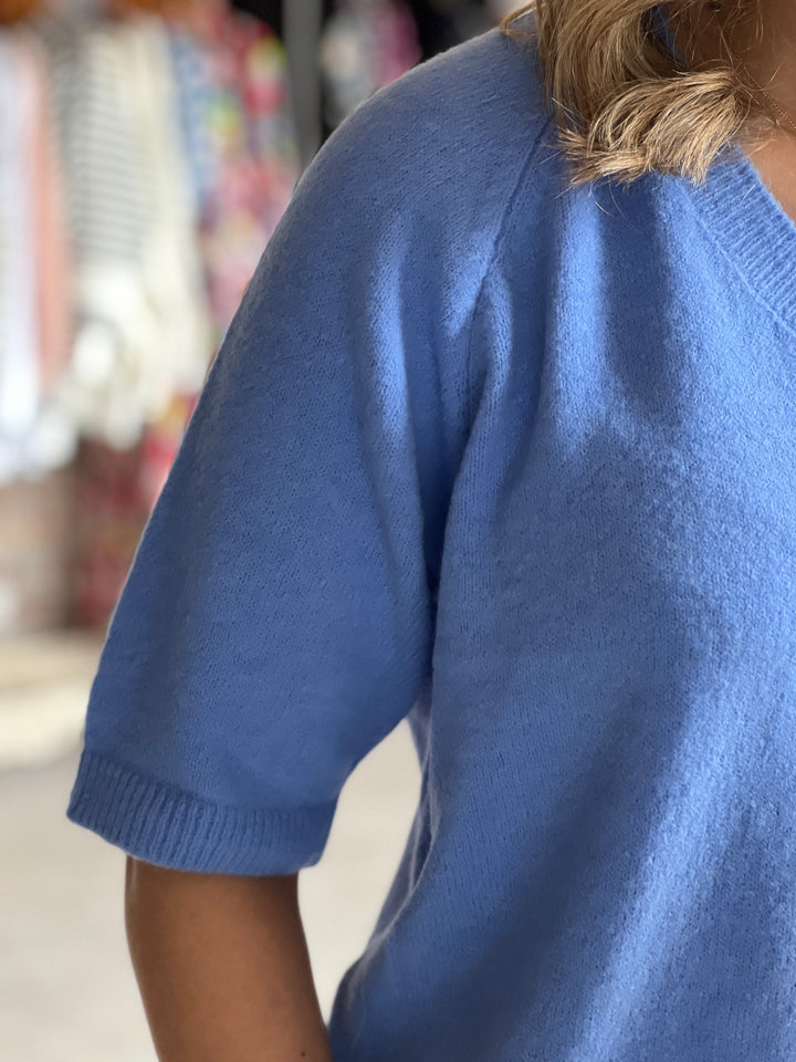 Milano Italy Pullover In Cornflower Blue