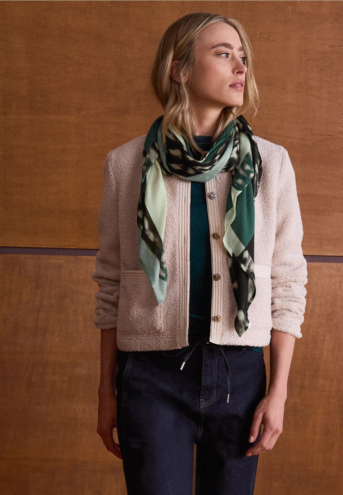 Patterned square scarf in multi