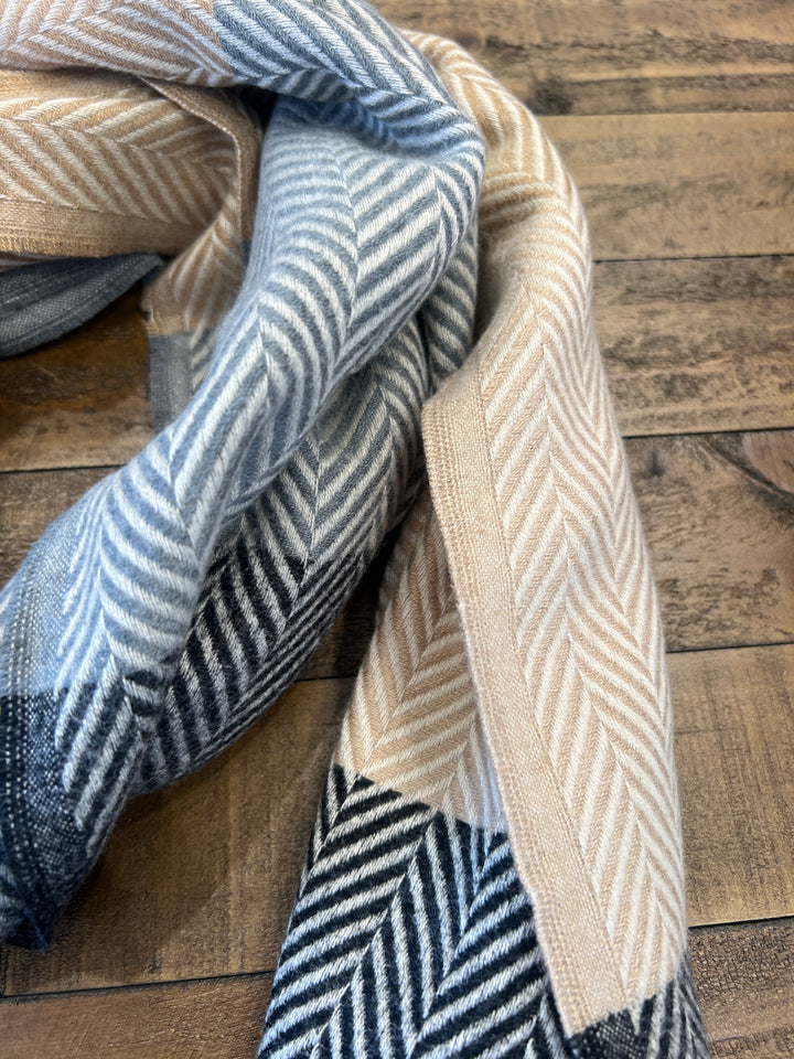 Soya Concept Ilsebet Scarf In Sand Multi