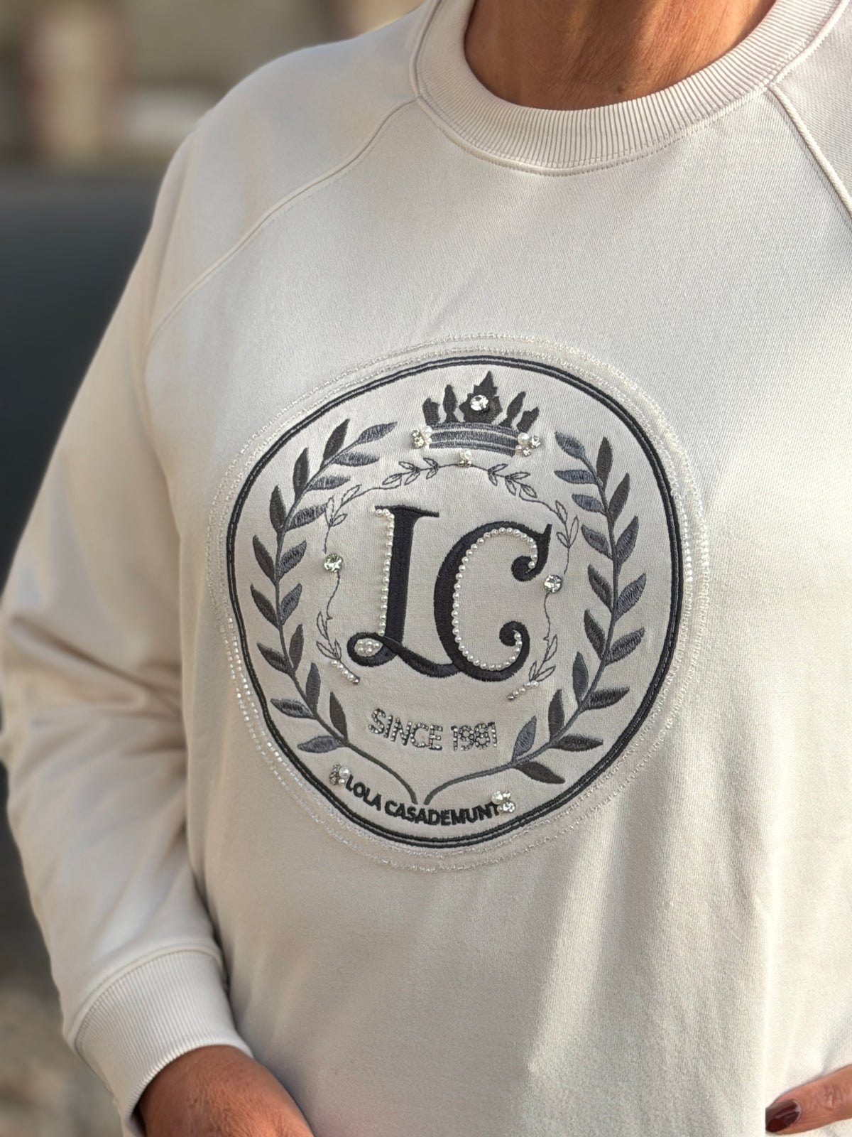 Sweatshirt with LC motif in Ecru