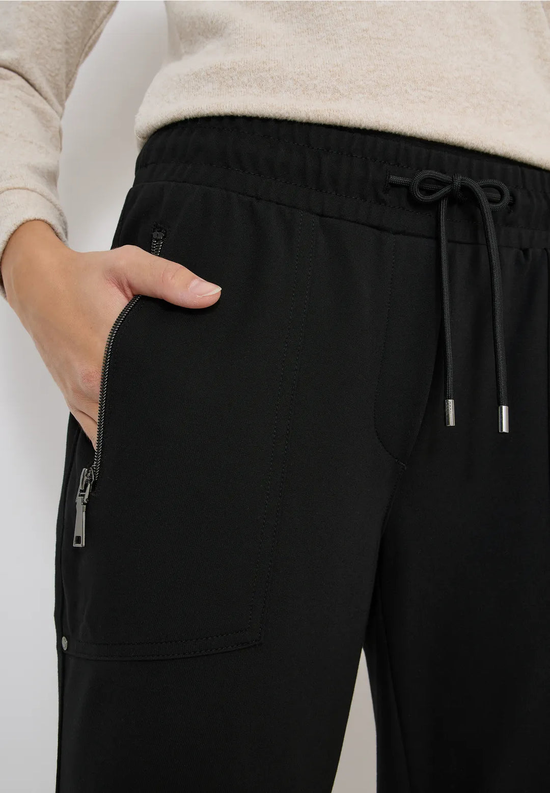 Cecil Tracey Trousers In Black