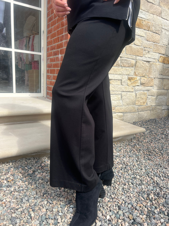 Peruzzi Wide Leg Trousers In Black