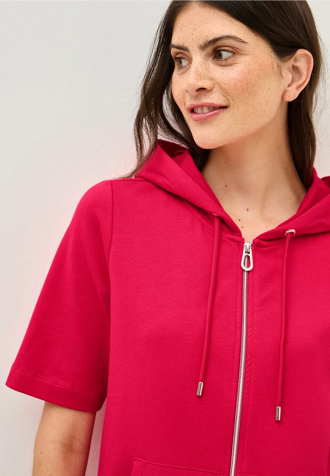 Cecil Short Sleeved Hooded Jacket In Glazed Apple Red