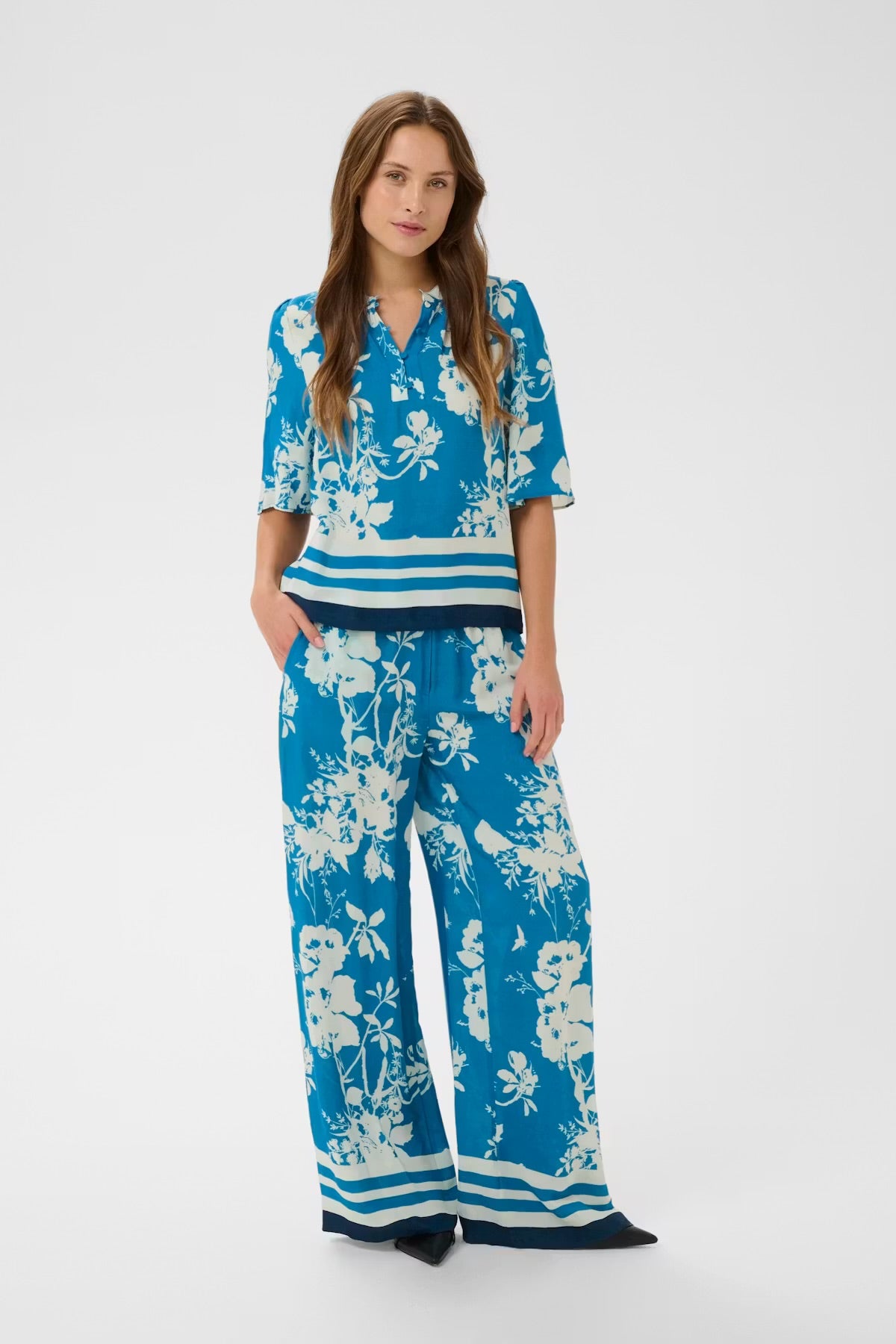 Saint Tropez Flower blouse in Blue Multi