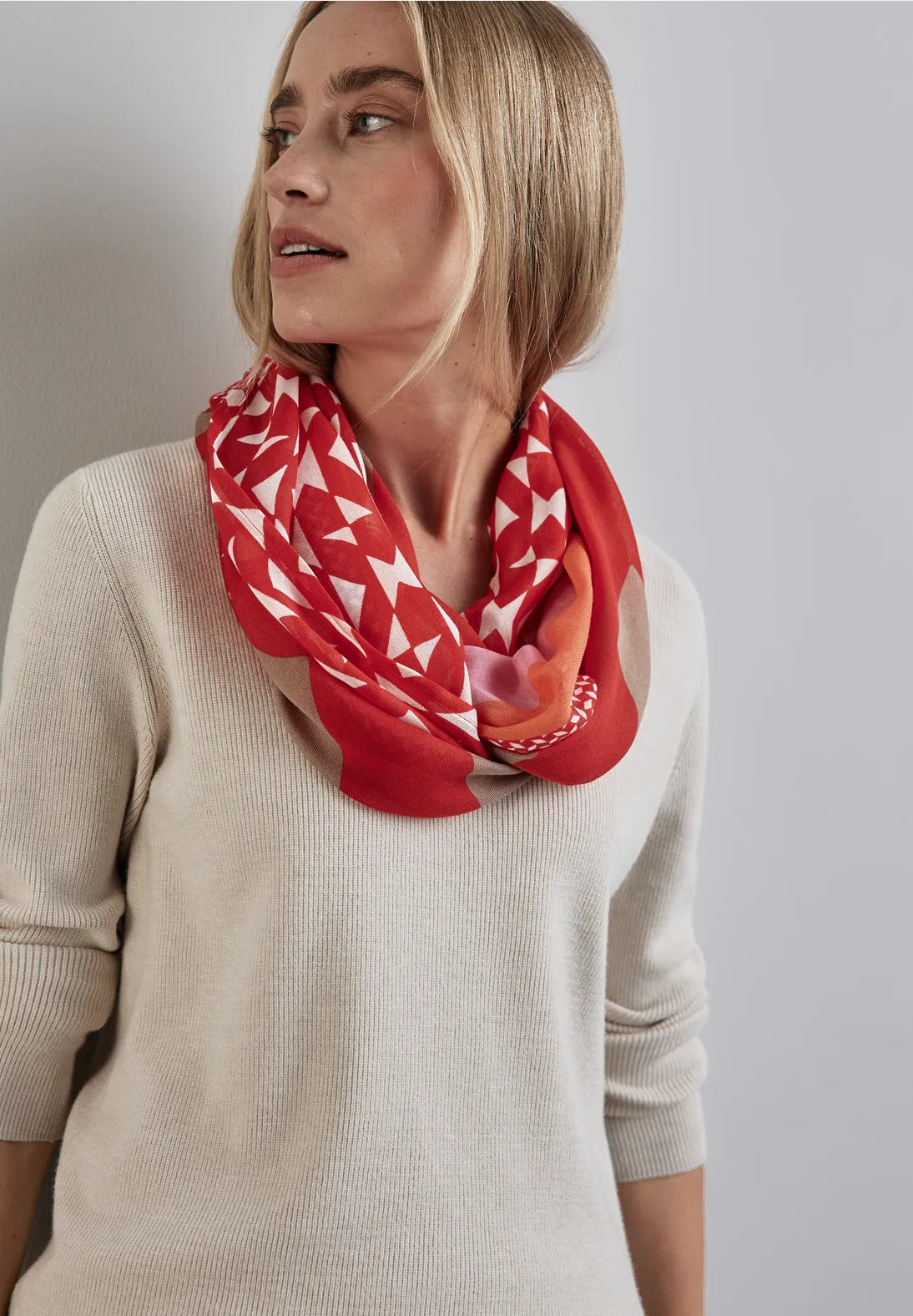 Street One Colour Print Snood In Mandarin Red