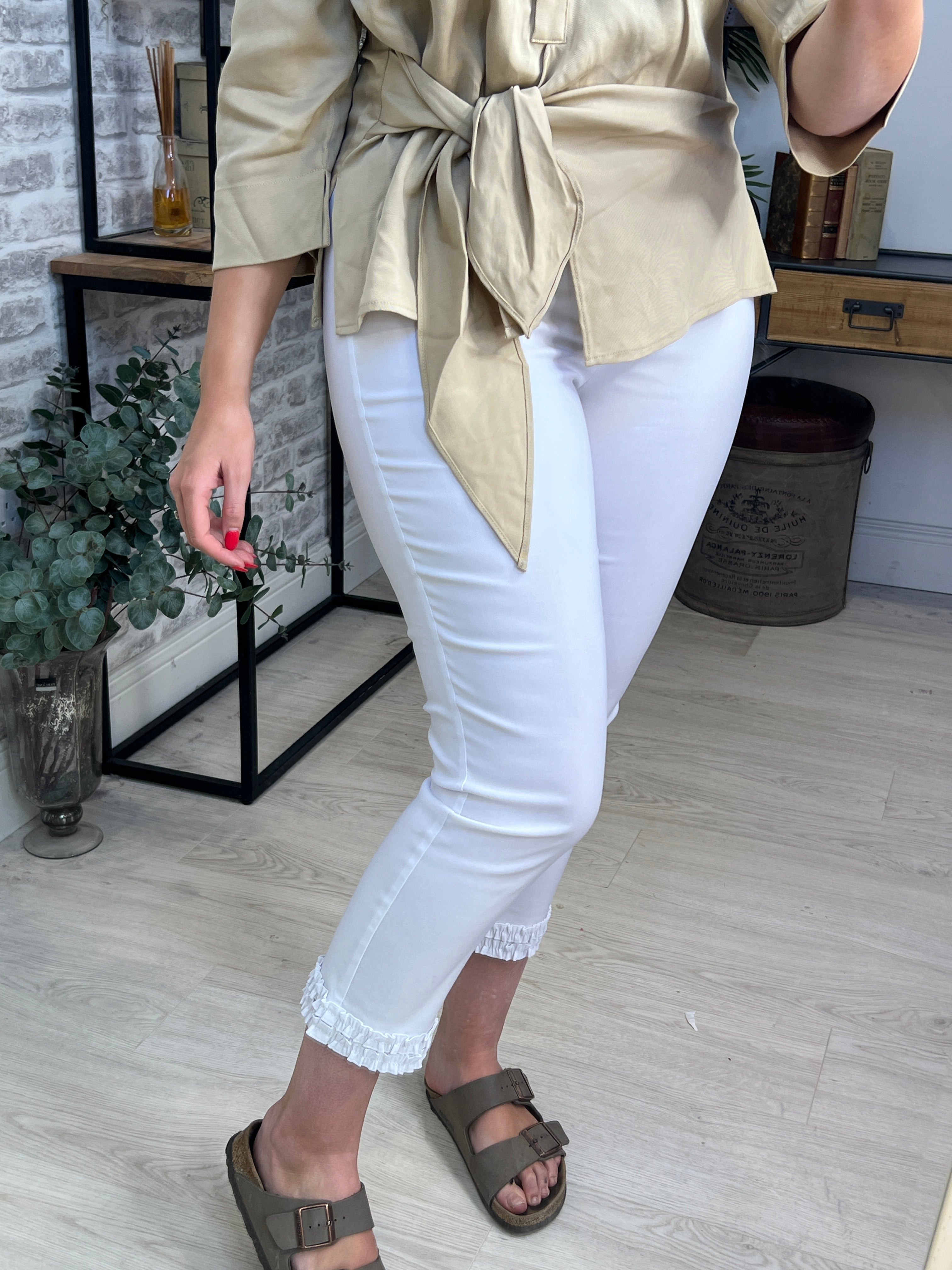Stehmann Waterford Ruffle Trousers In White