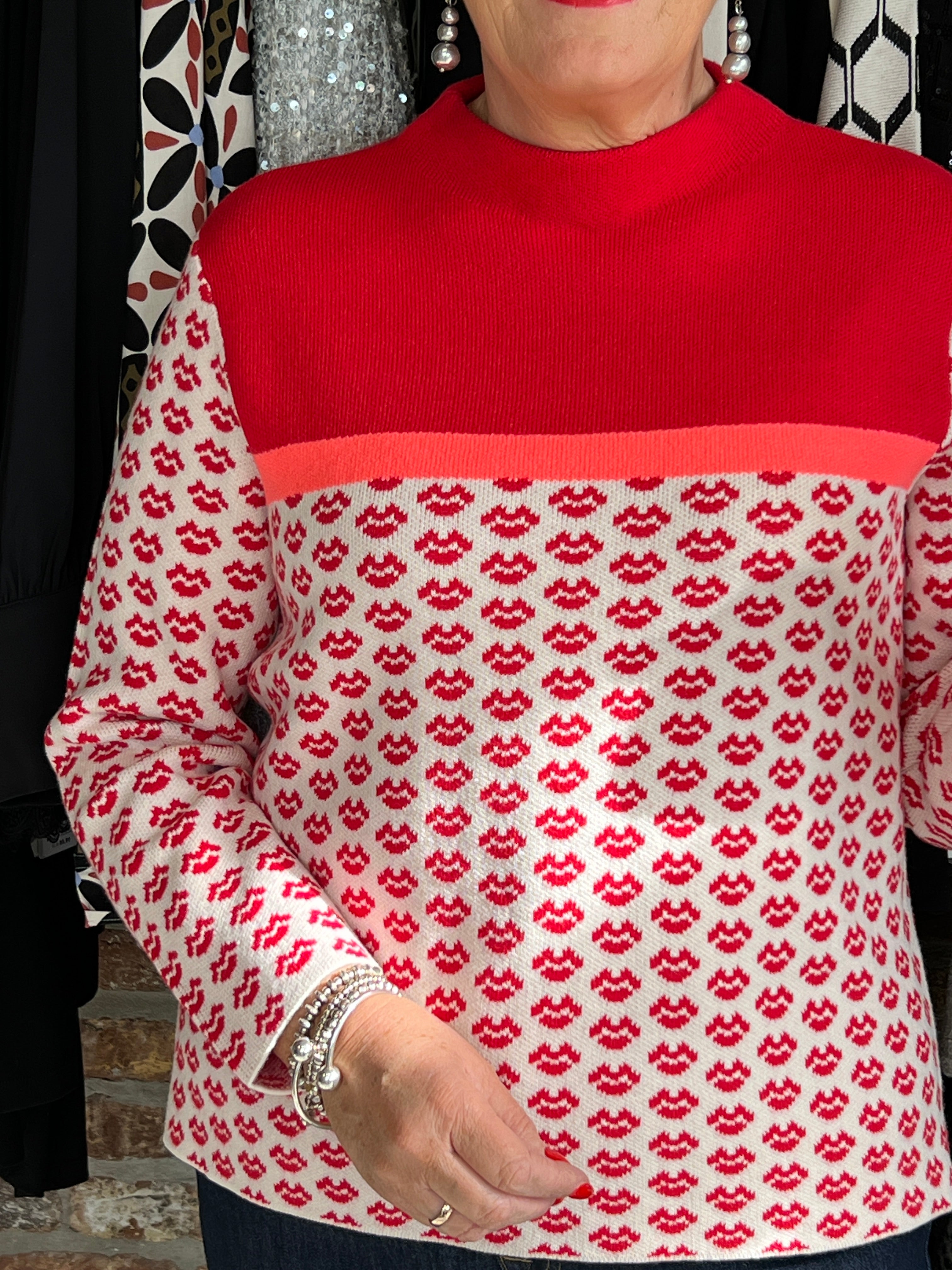 Oui Pullover With Jacquard Motif In White & Red