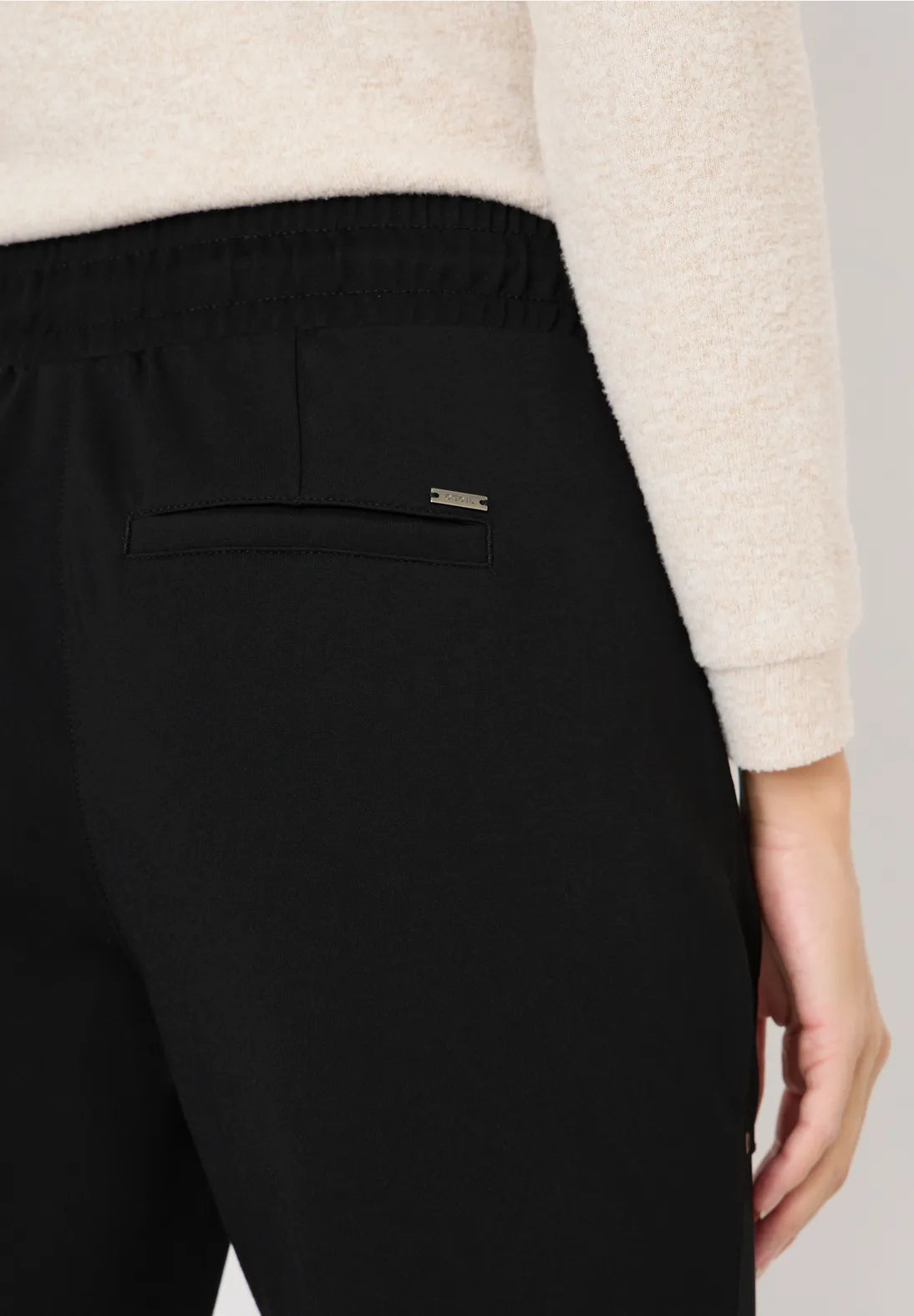 Cecil Tracey Trousers In Black