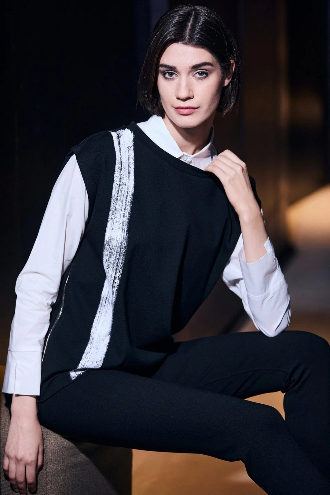 Peruzzi Brush Stroke Tabard Top In Black