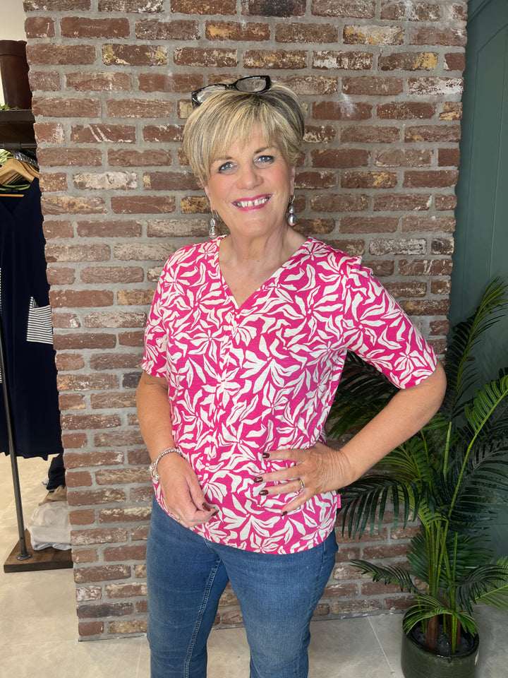 Cecil Multi v-neck Top In beetroot pink